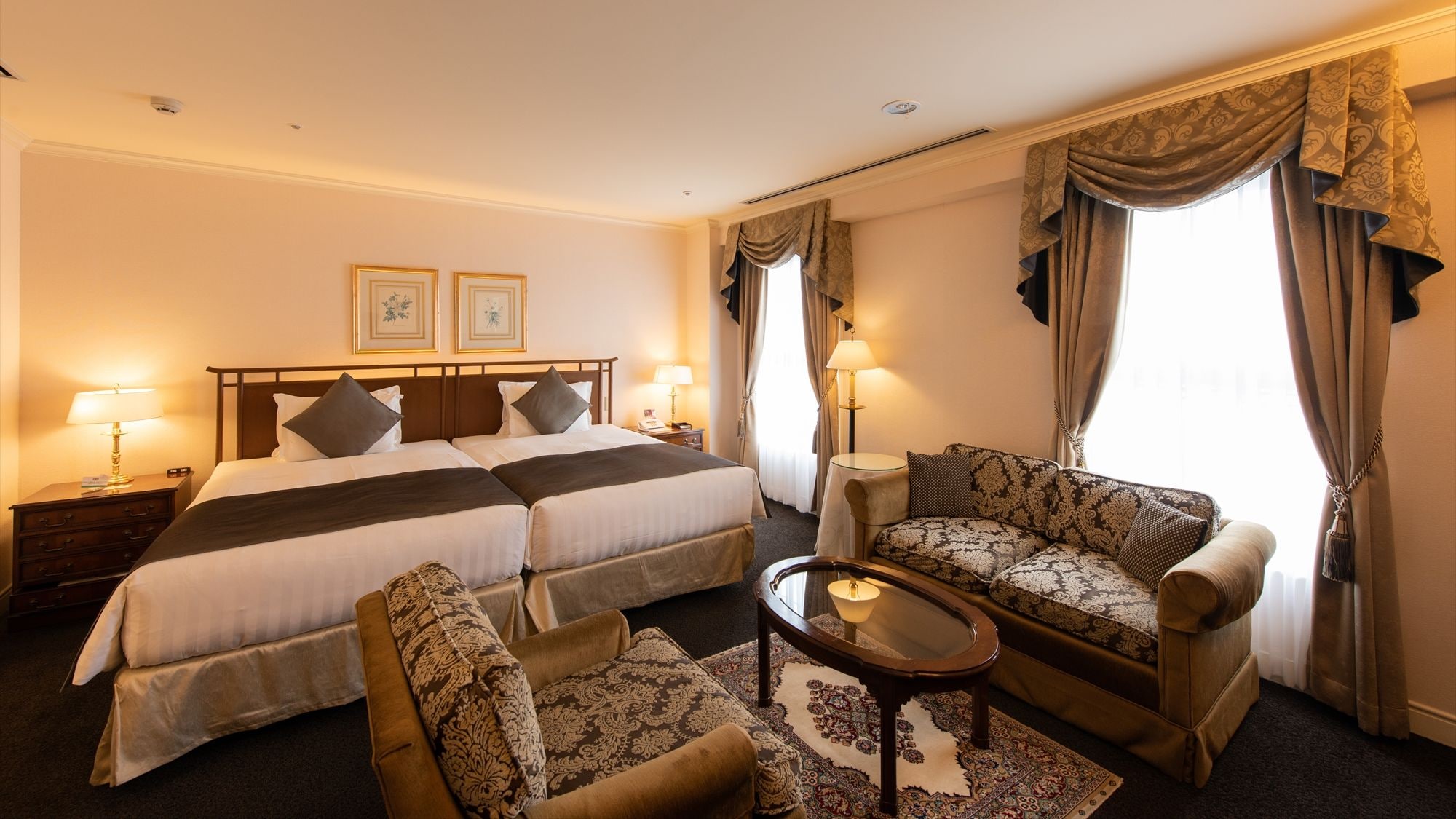 <Presidential Twin> Among our various guest rooms, this room promises the ultimate in comfort.