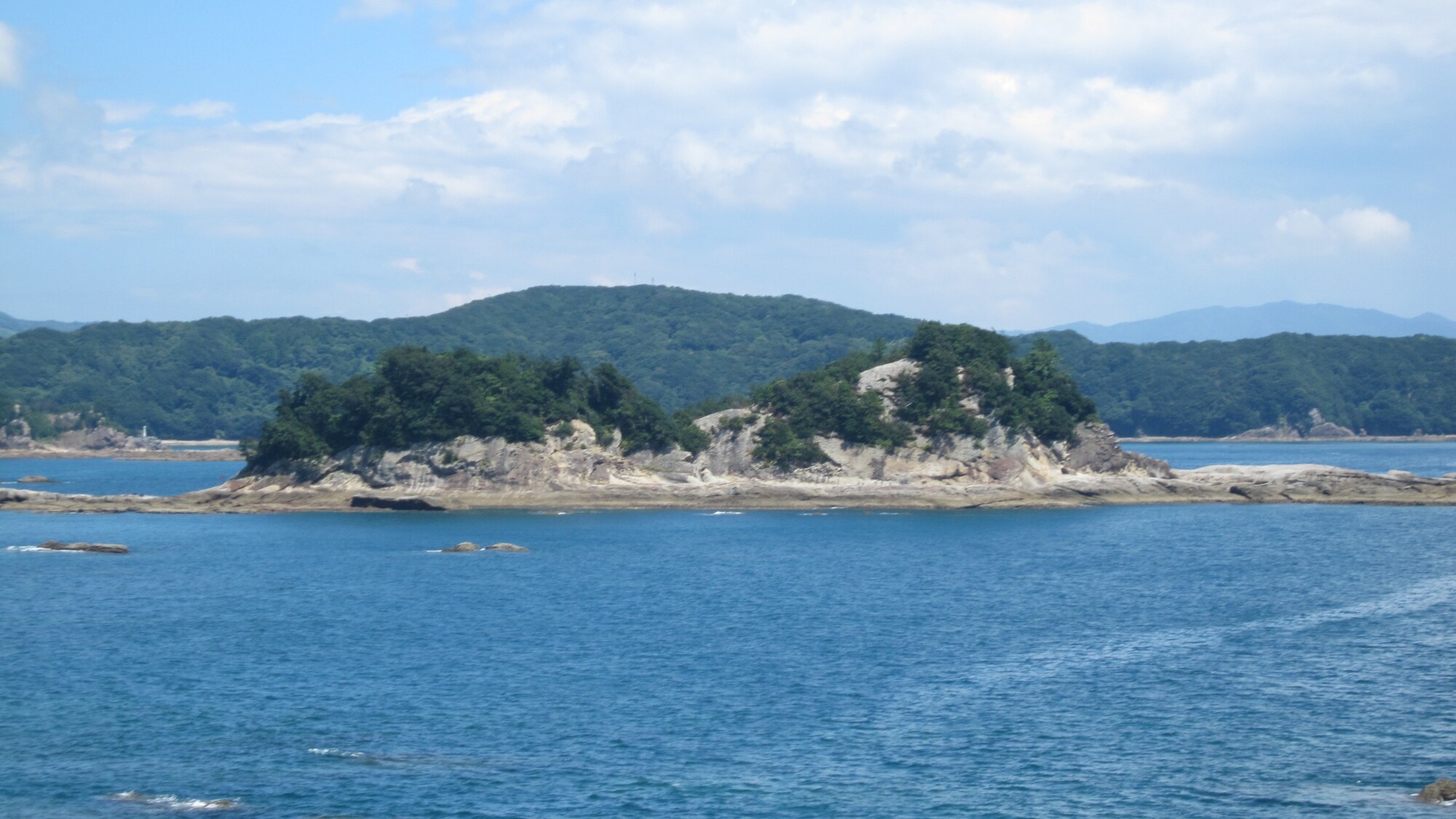 * [Tatsukushi Marine Park] Kira-kira 2 menit dengan mobil dari hotel Anda dapat melihat hal-hal di laut yang indah seperti perahu kaca