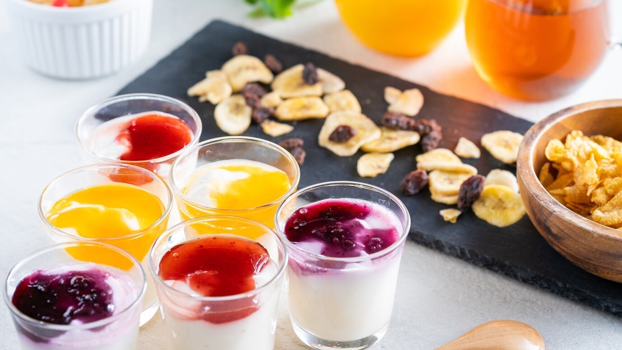 Breakfast buffet (image)