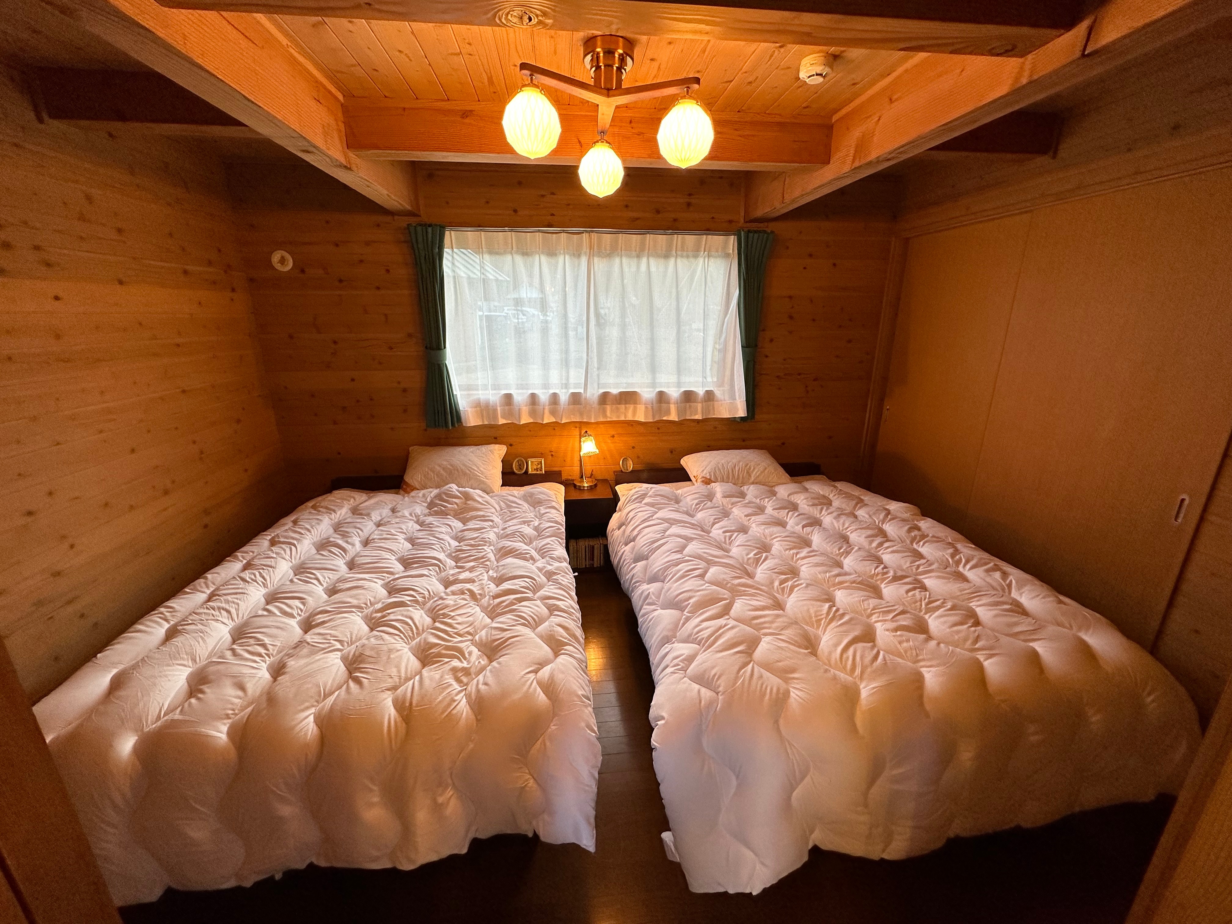 ห้องนอนป่ากระท่อม