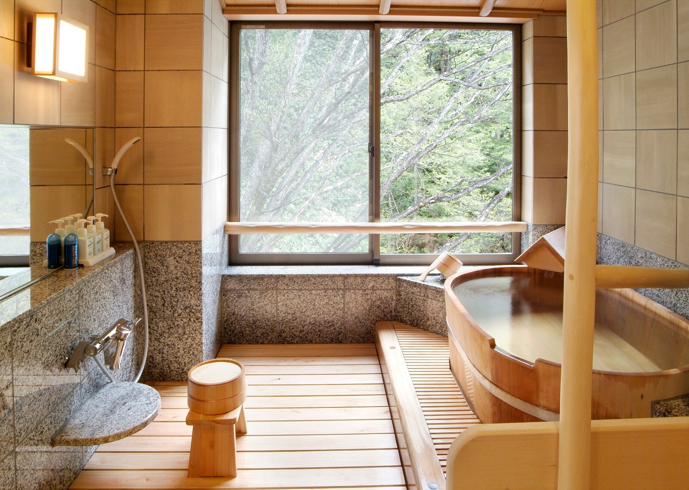 Private bath/Mayumi