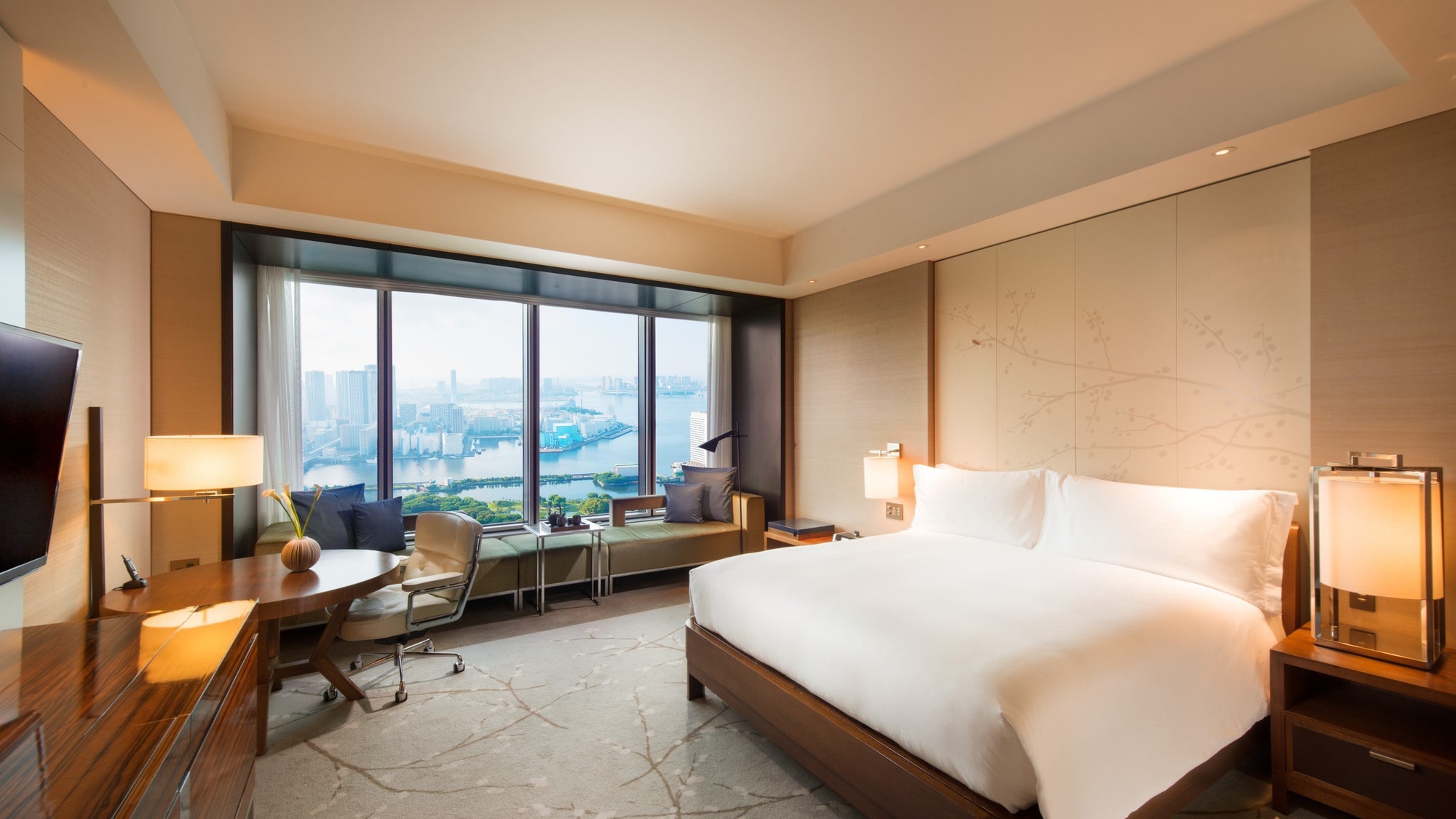 Executive Bay View King