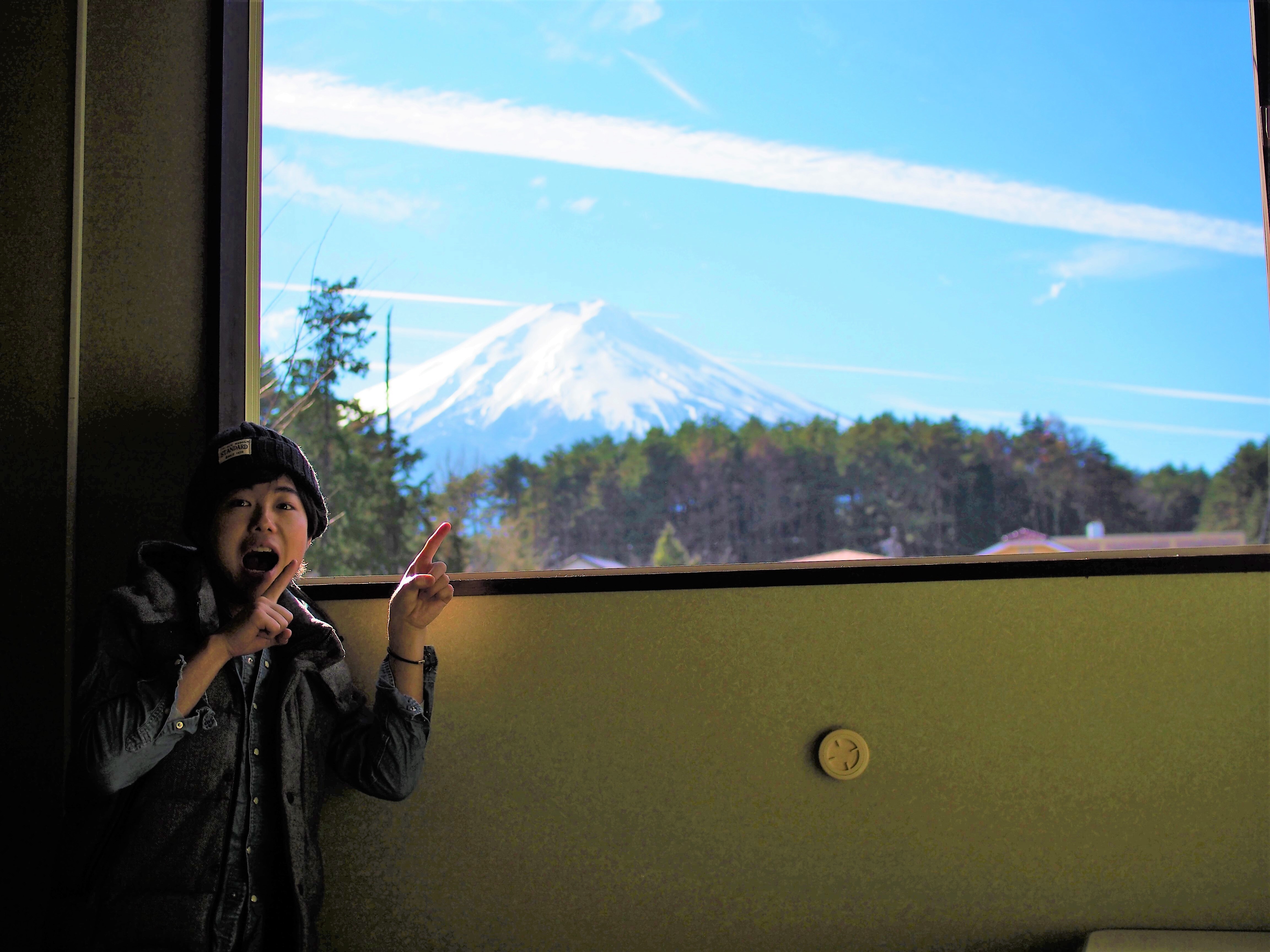 【日式房間】距離富士山意外的近！可以清楚的看到山腰！