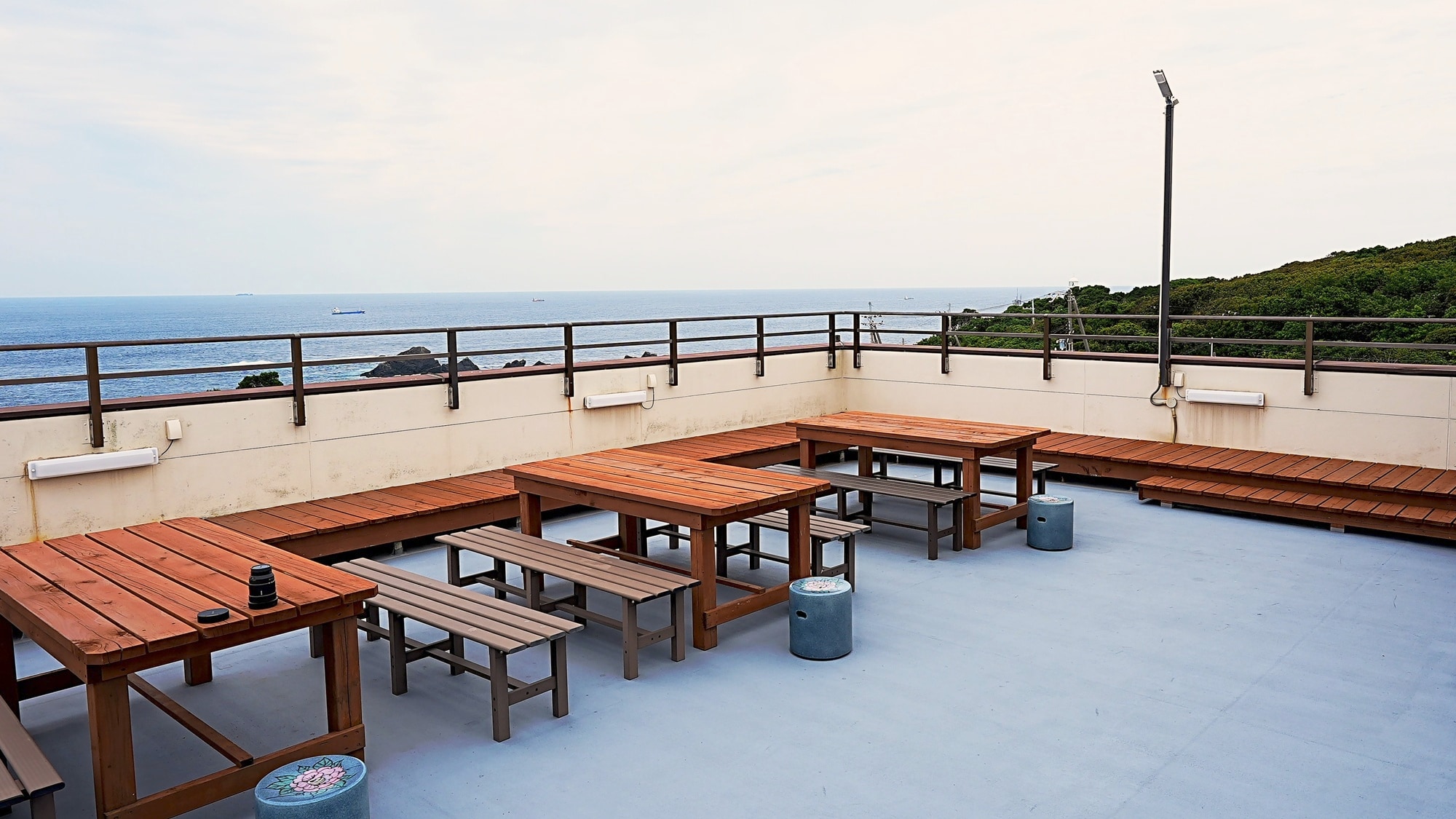 *Tempat duduk teras di lantai 3