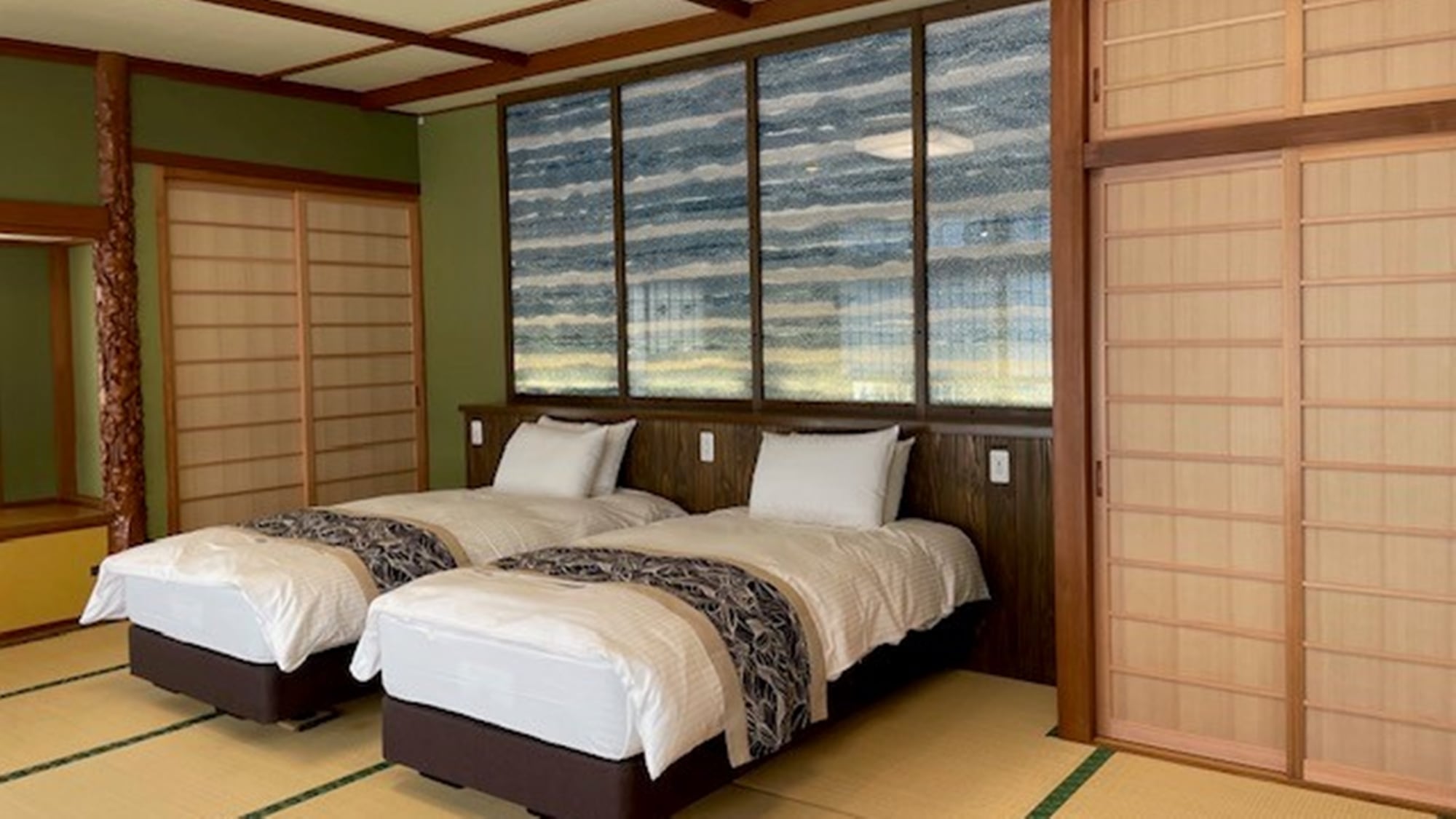 *Japanese-Western style room, 20 tatami mats