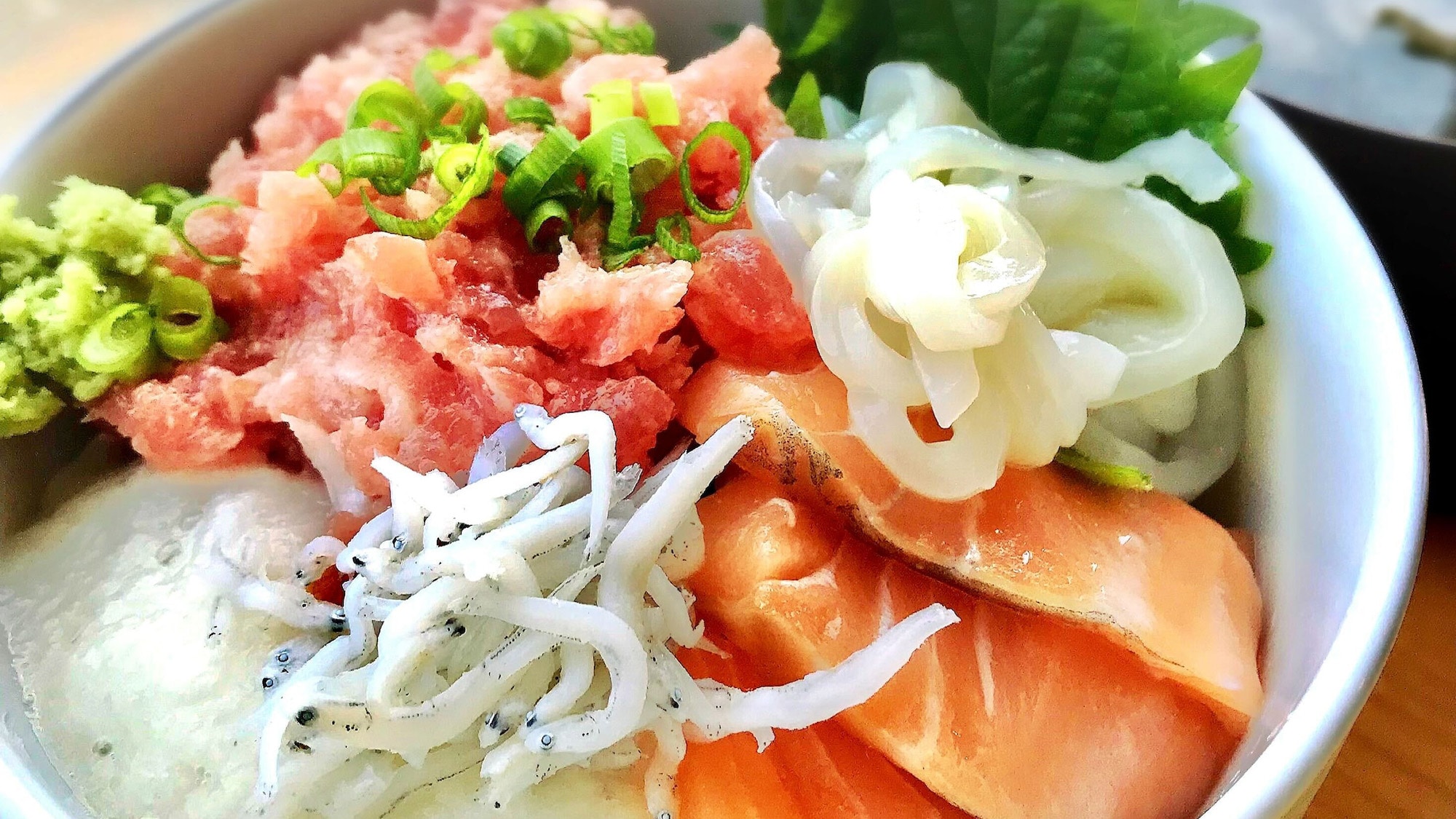 Plenty of seafood such as green onion and salmon unique to "Iwaki" ♪