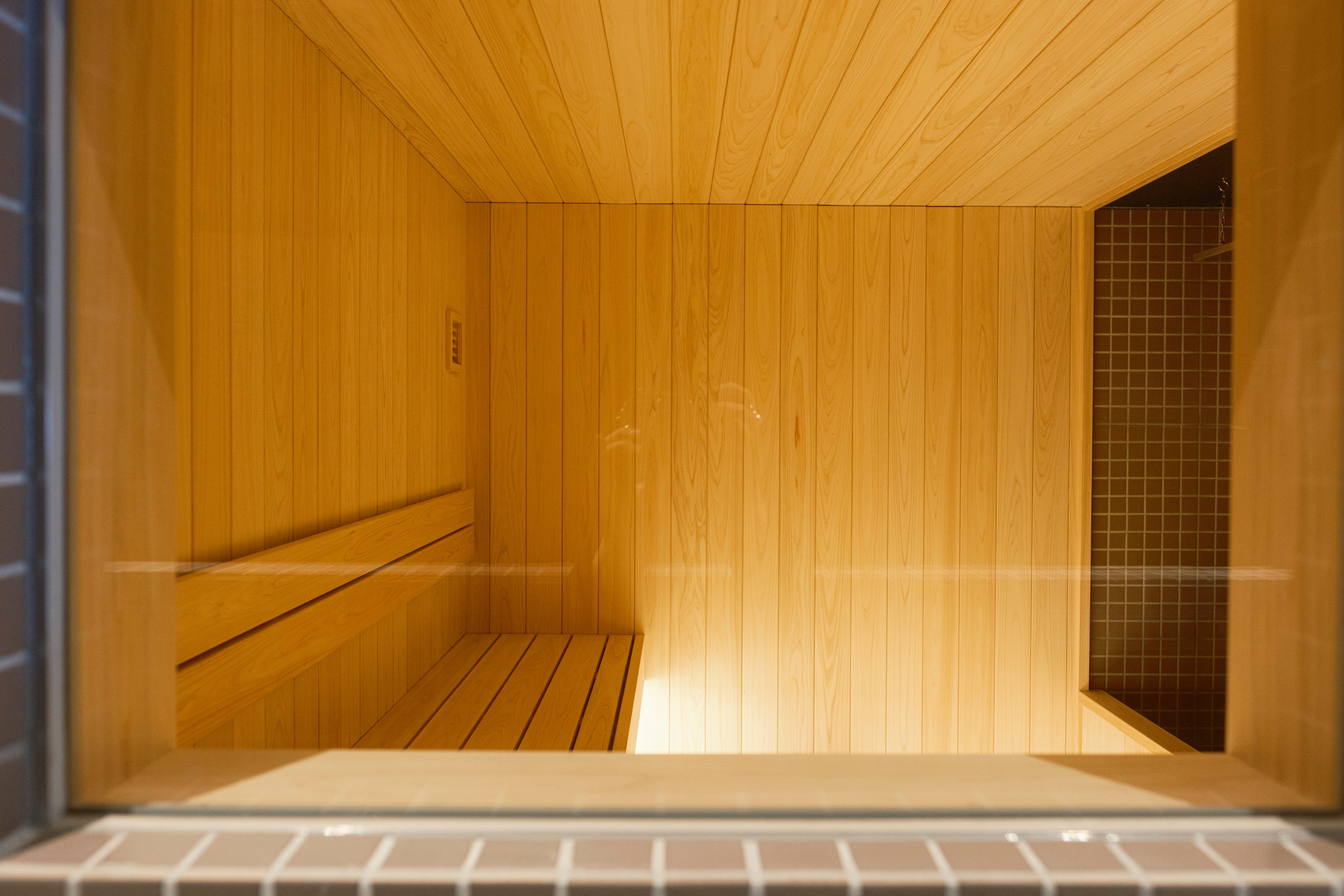 Sauna｜Ruang sauna dengan musik Nishimonai Bon Odori yang diputar