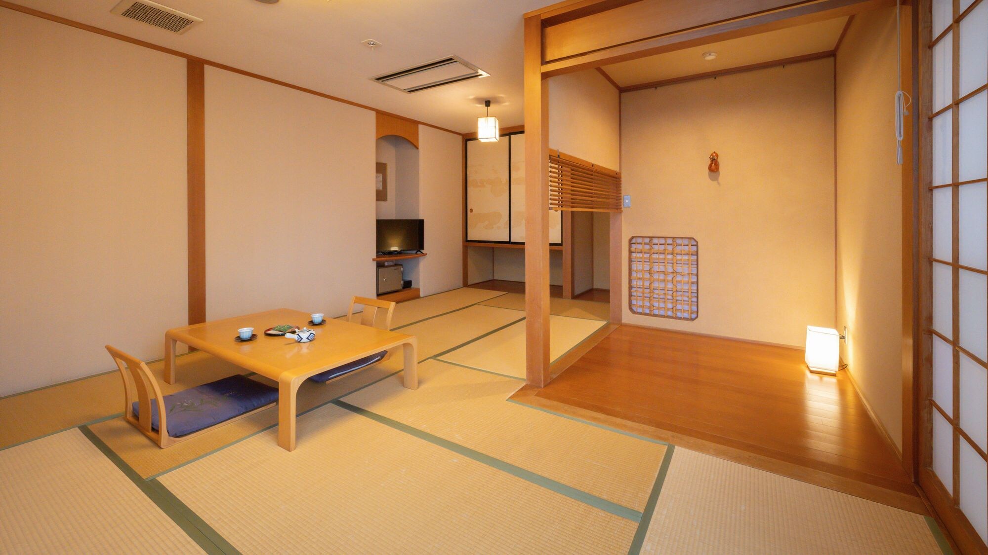 ■Standard Japanese-style room | A spacious 12 tatami room that can accommodate up to 4 people