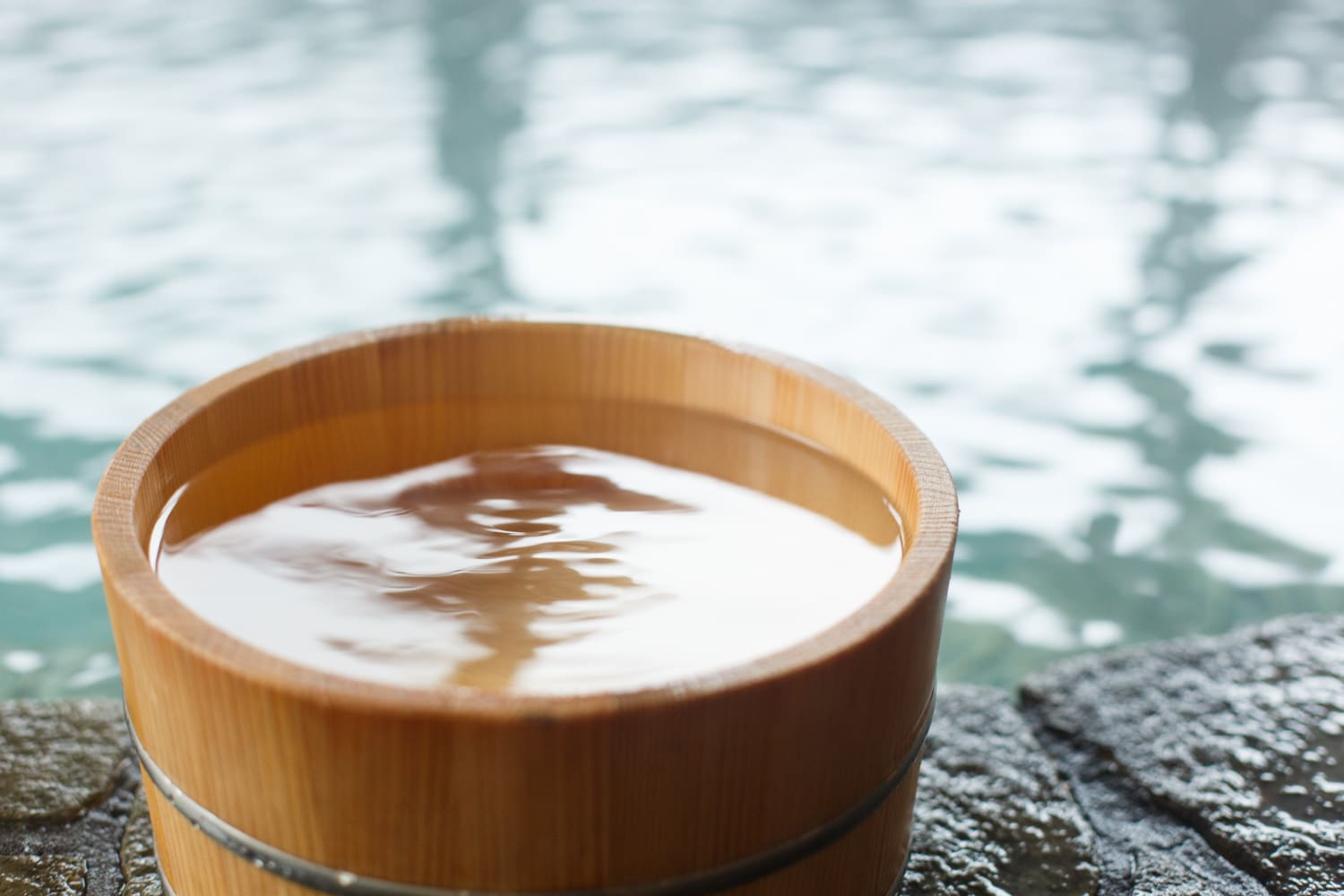 4th floor observation bath