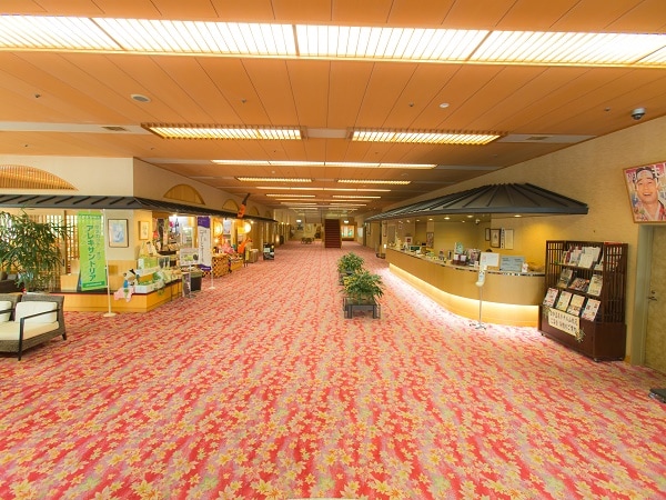 Open lobby