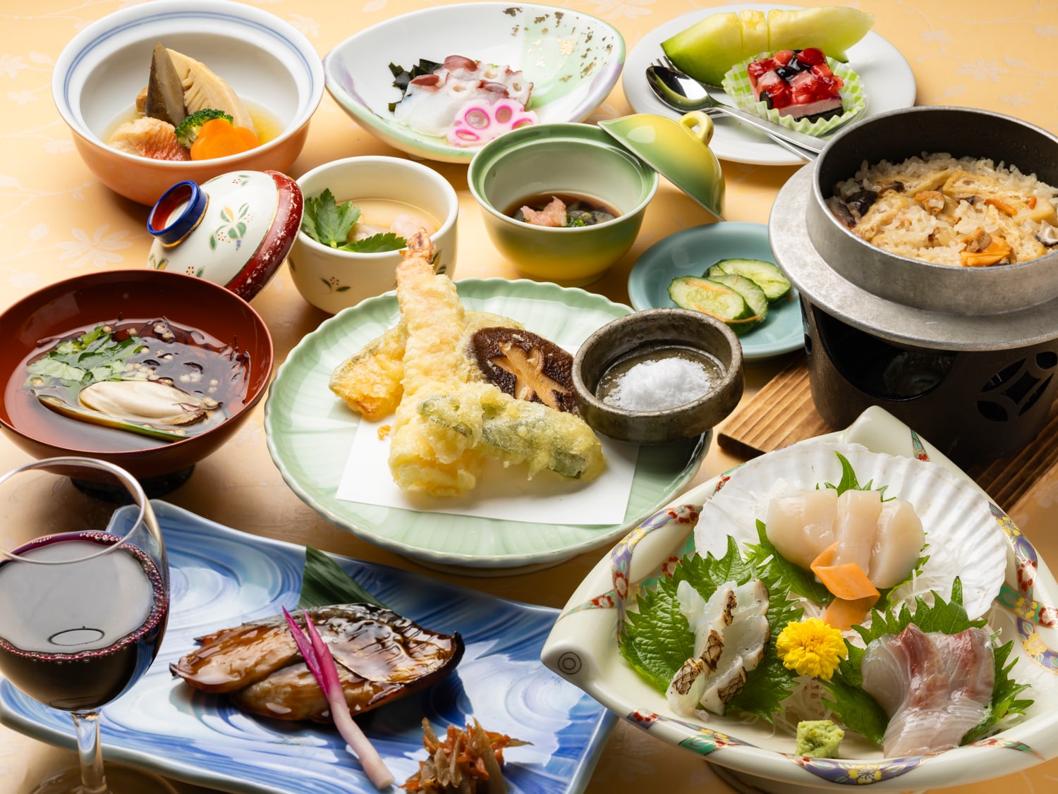 อาหารสำหรับนักท่องเที่ยว