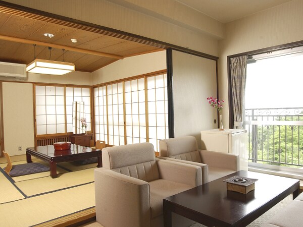 Example of a guest room (Japanese-Western style room)