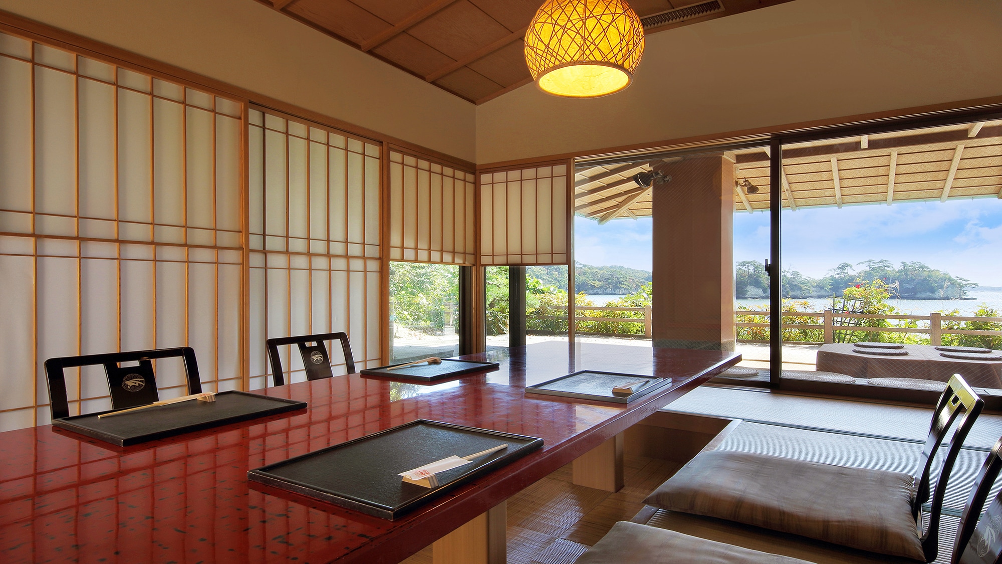 [Restaurant] We also have sunken kotatsu seating.