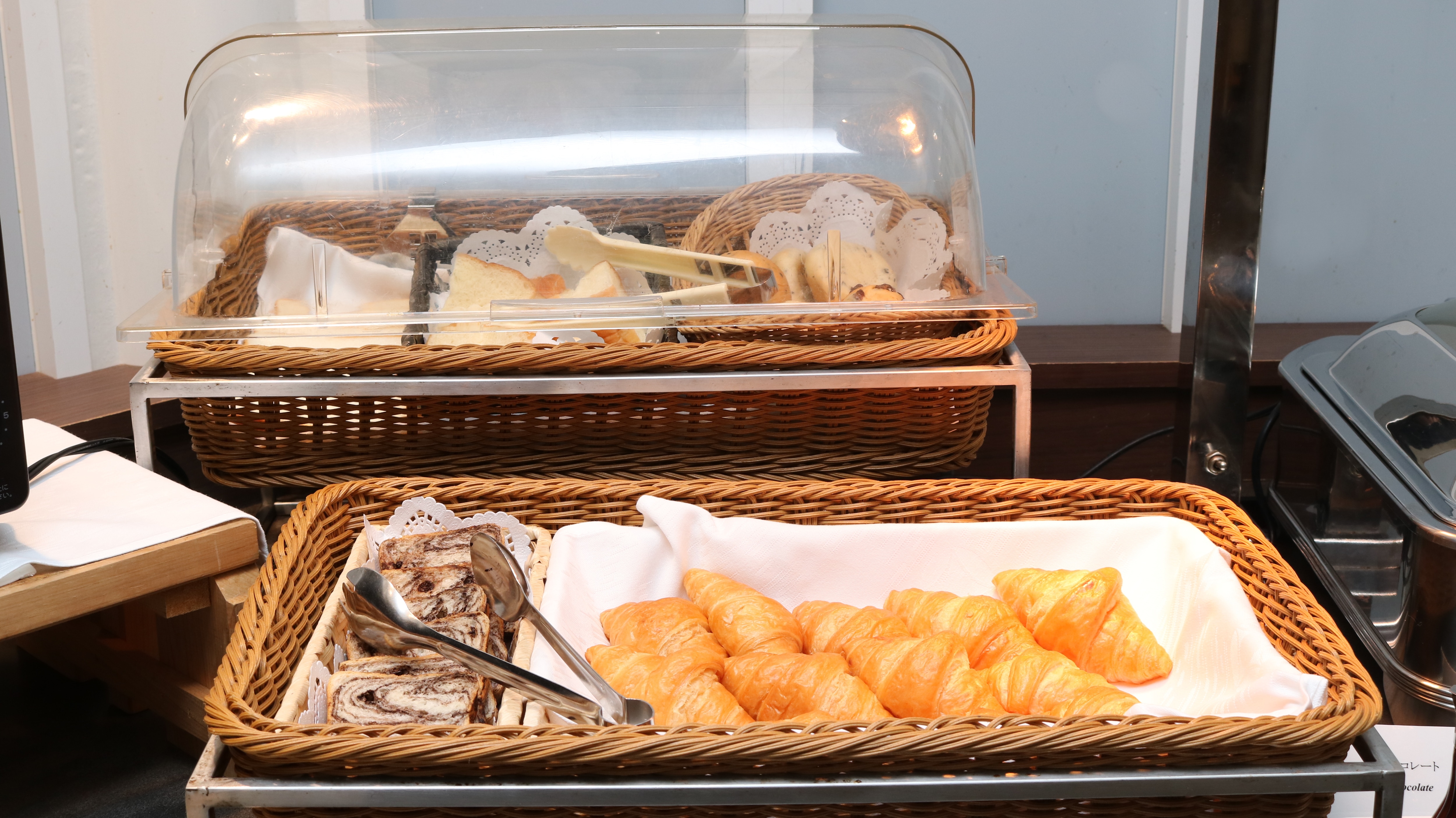 Bánh sừng bò mới nướng