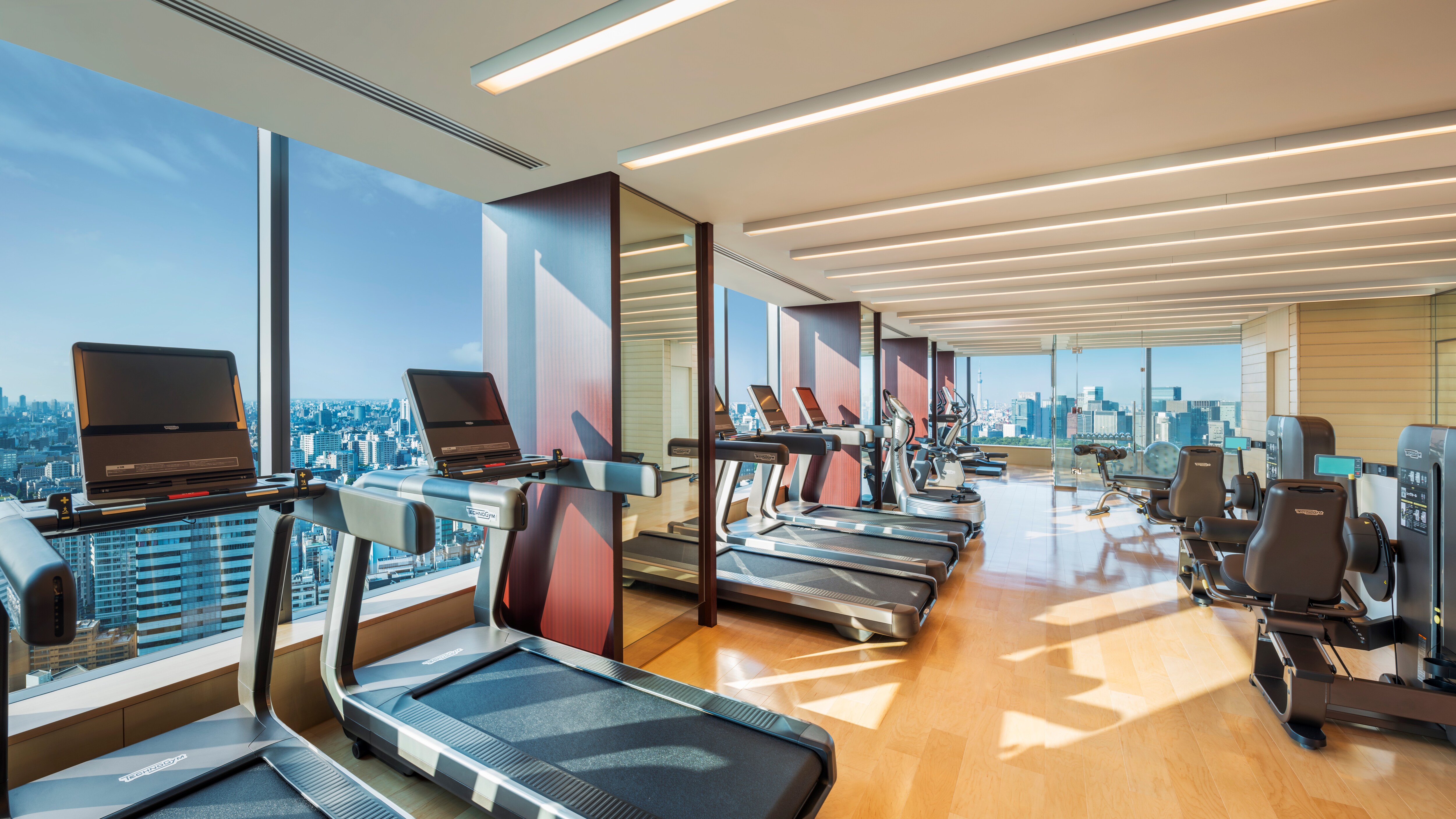 Trung tâm thể dục 169