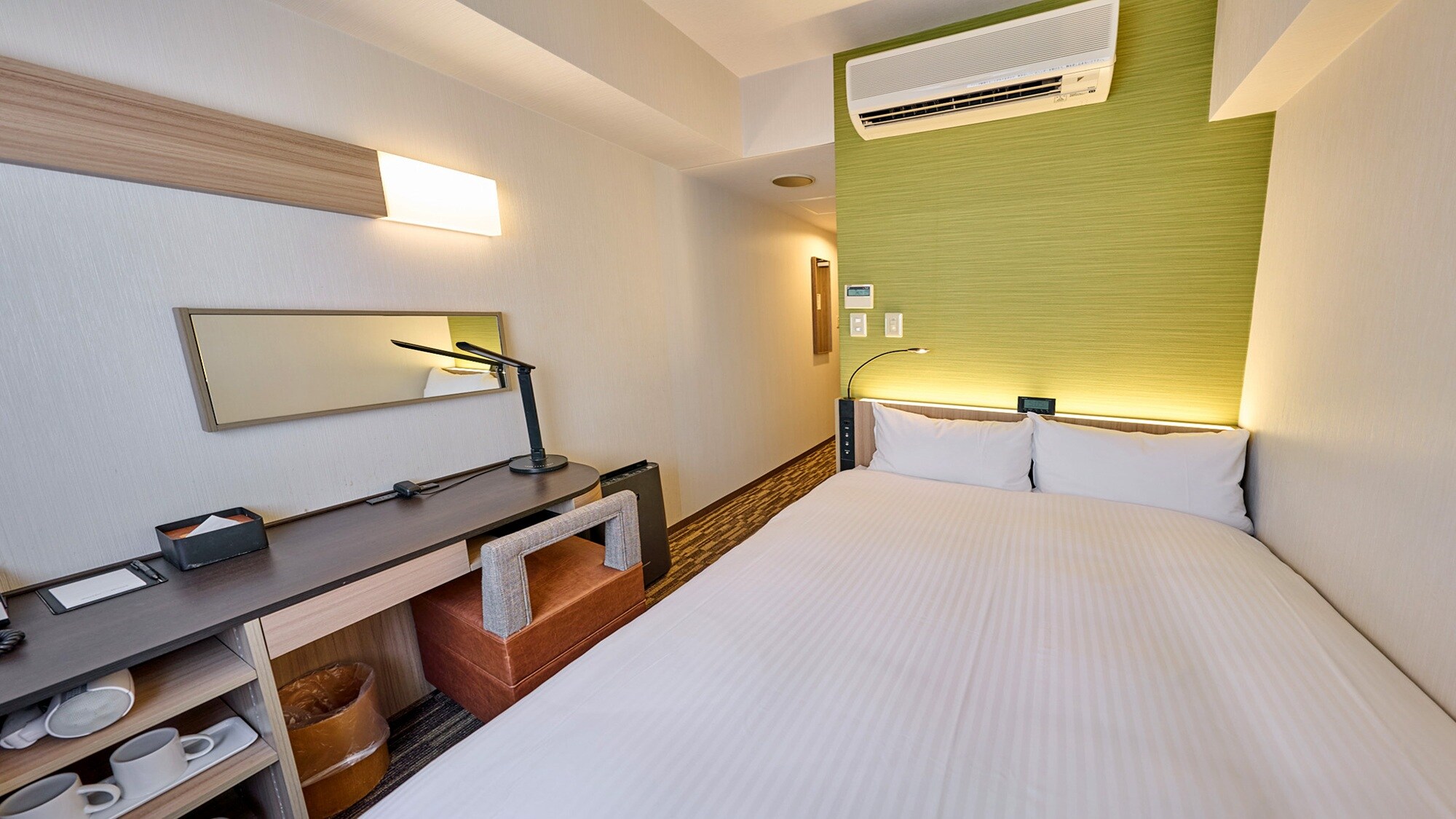 Semi-double room, 12.15 sq m, non-smoking.