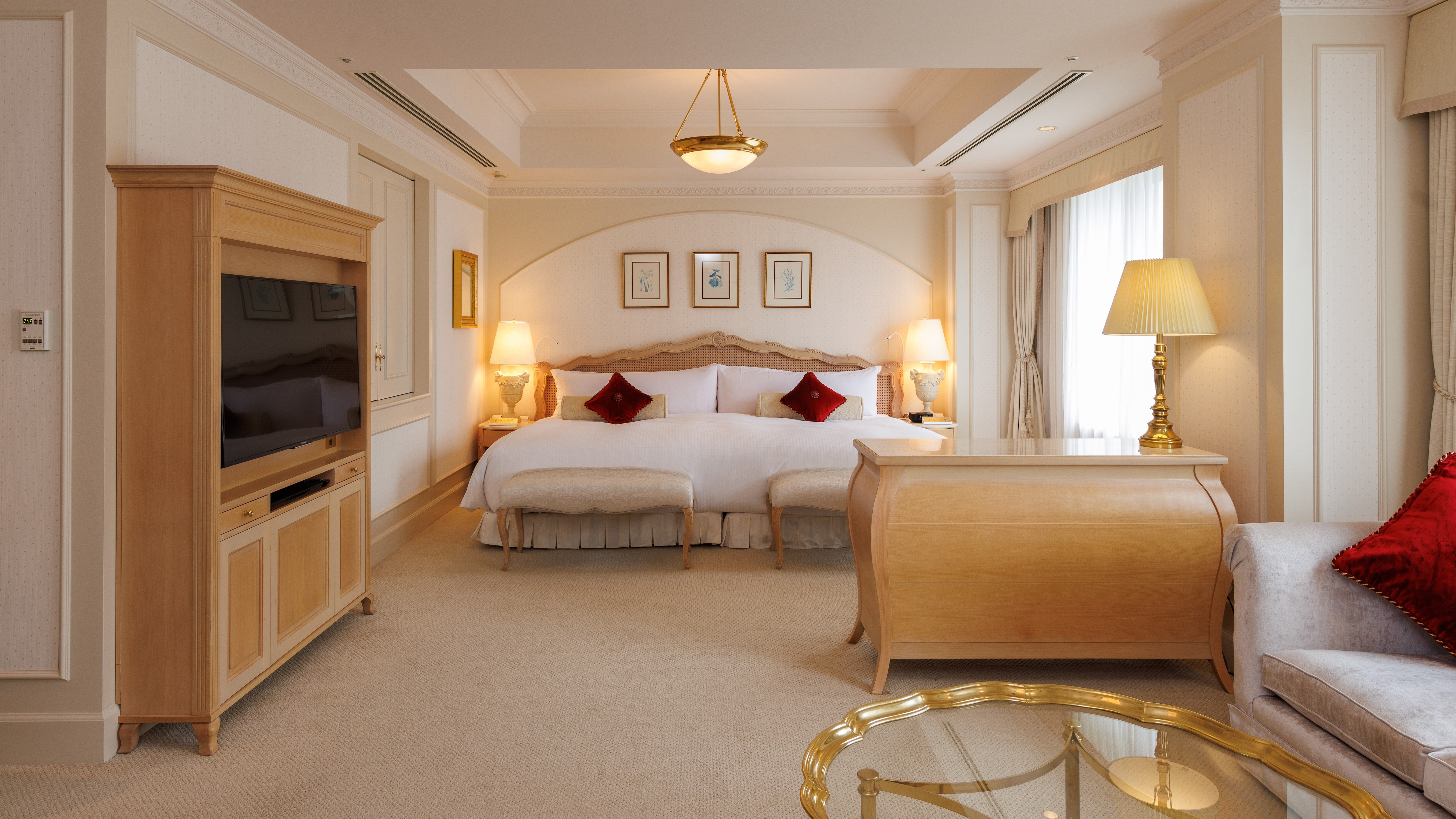 Non-smoking Junior Suite Double (62 square meters)