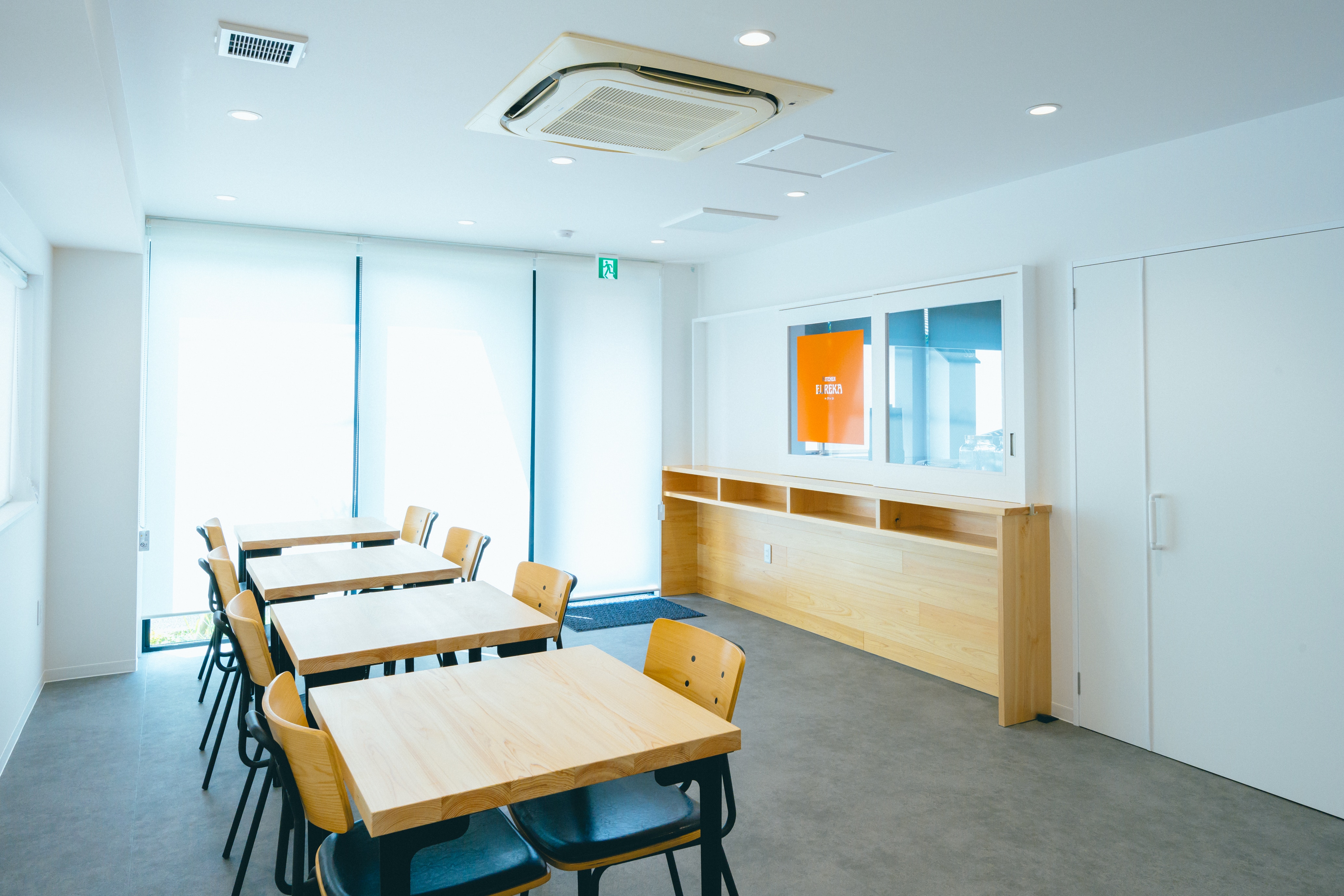 สถานที่รับประทานอาหารเช้า: ร้านอาหาร [ยูเรก้า]