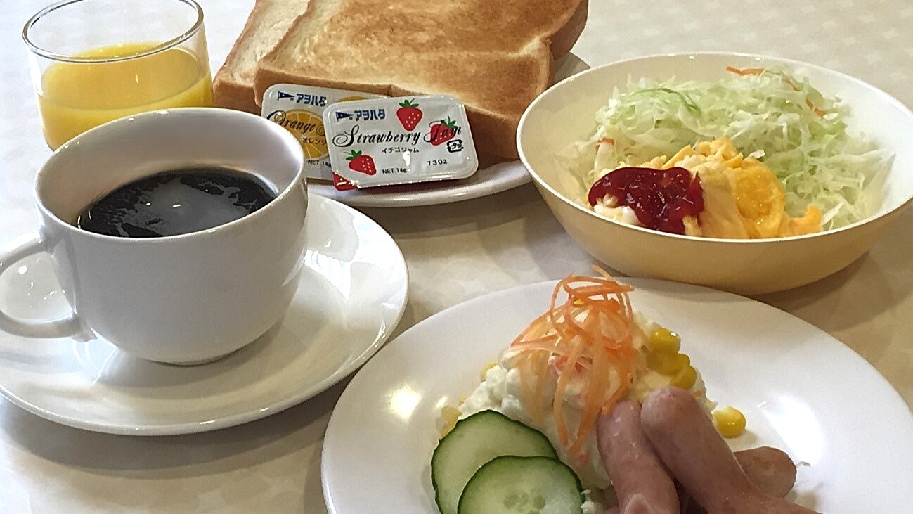 Free breakfast service