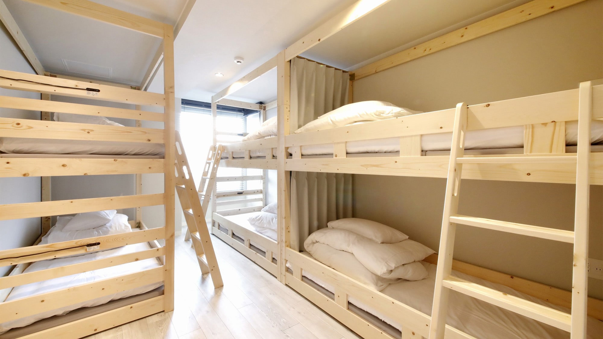 ・[Premium Room/10 beds] This room has 3 bunk beds.