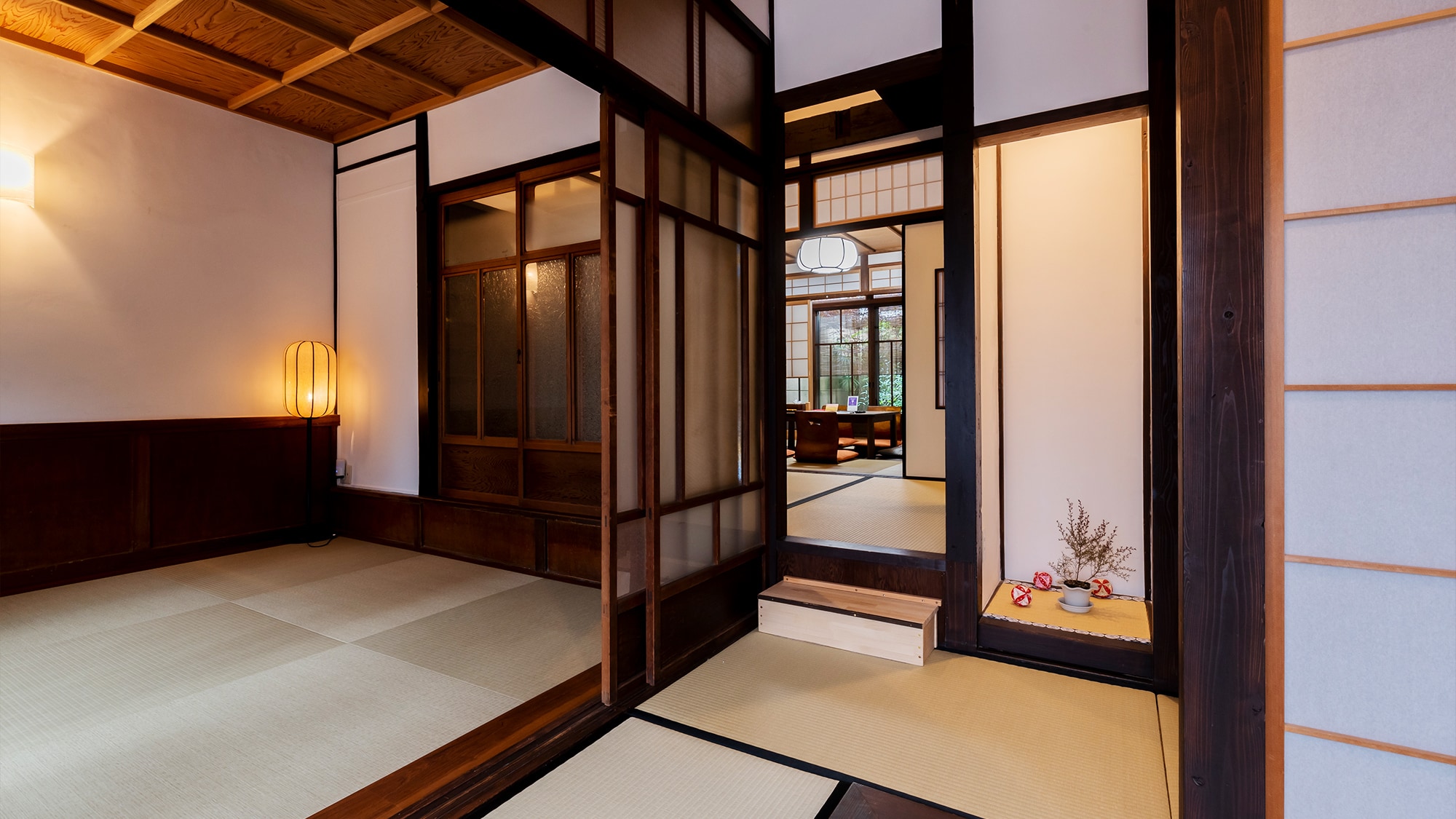 Mibu Momiji Shop Room