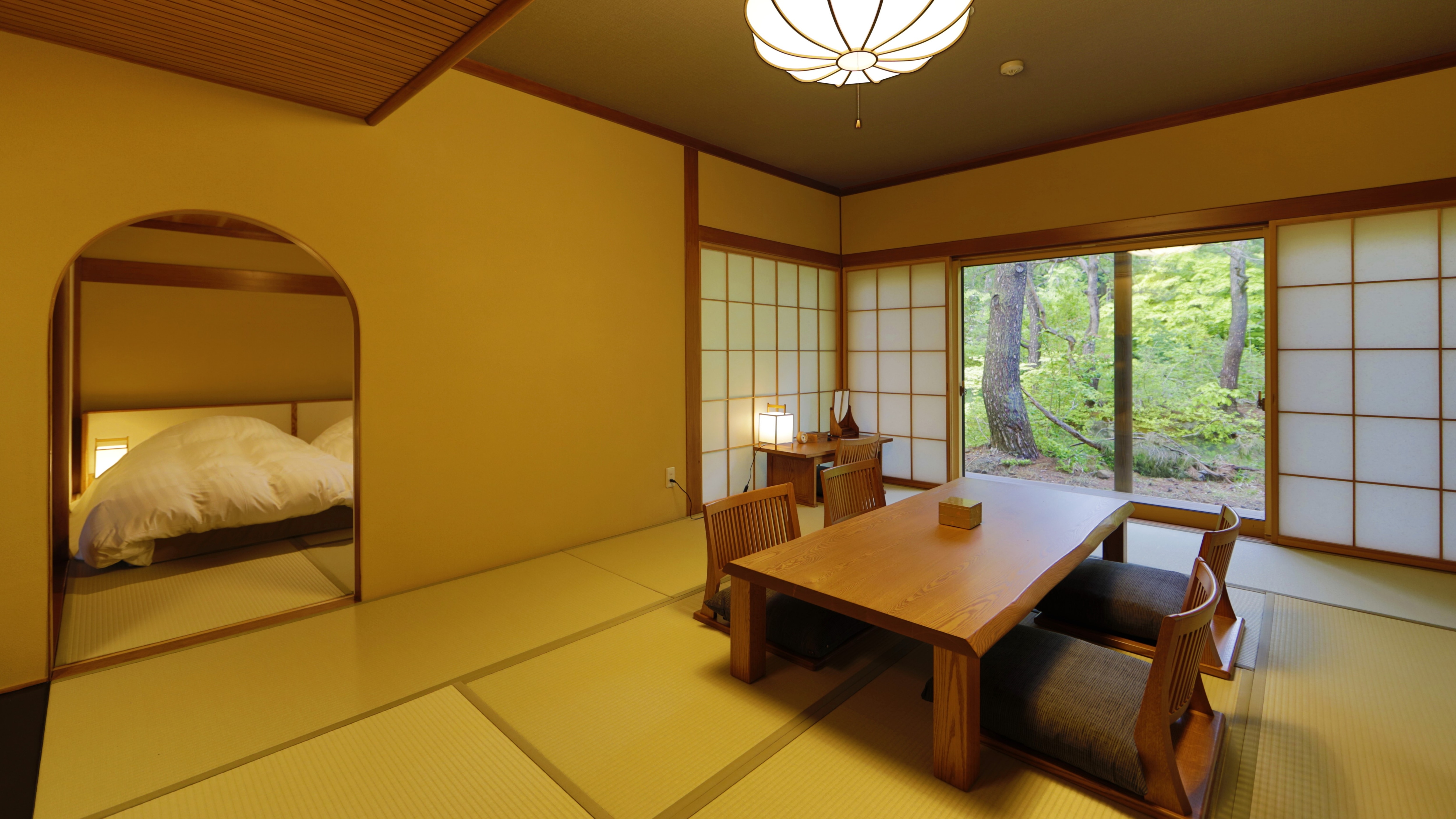 [Away] An example of a guest room at Tennoza "Rentei". I feel nostalgic for the good old Japanese tea room architecture.