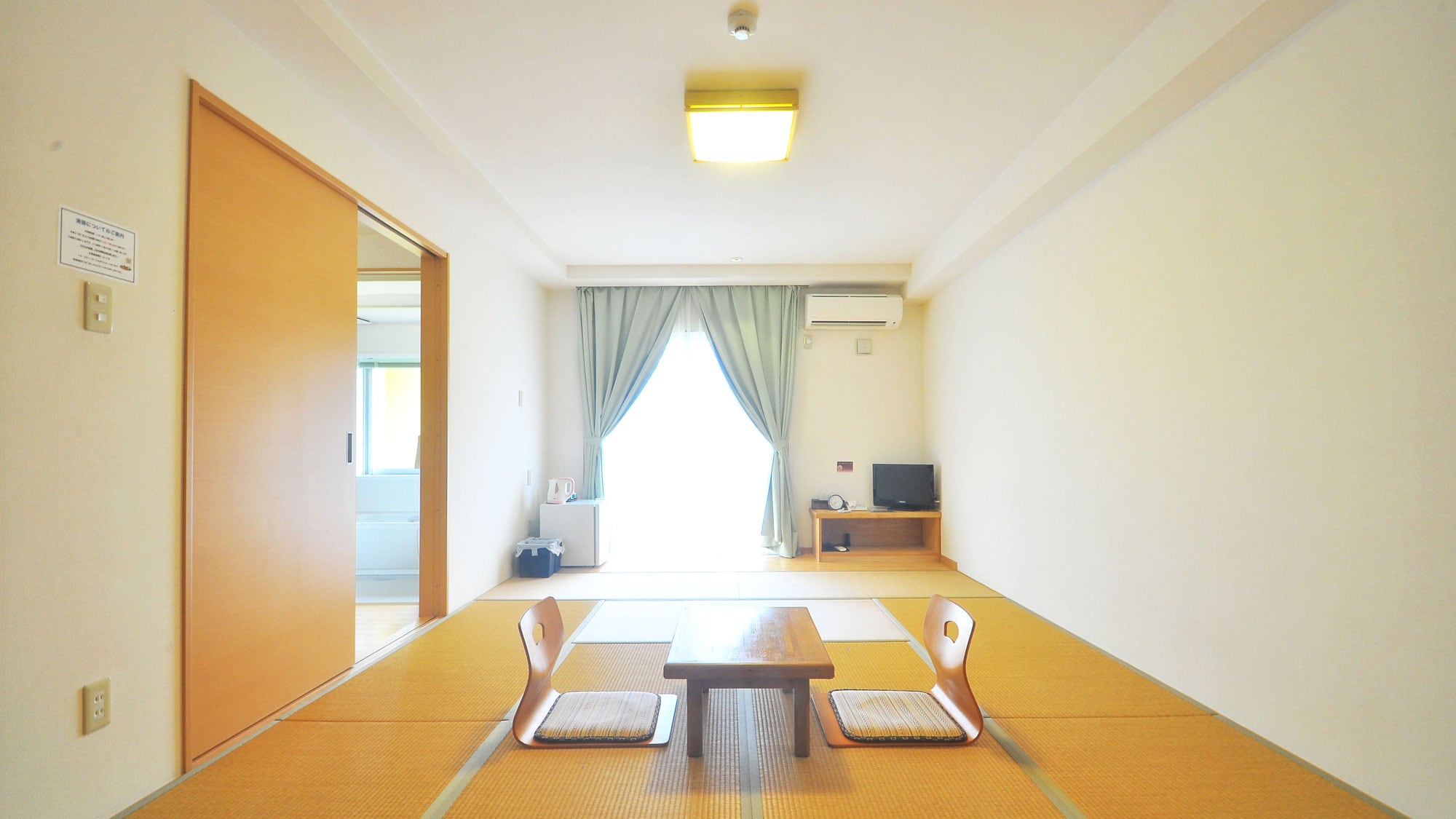 [Japanese-style room with 10 tatami mats] Relaxing time for groups