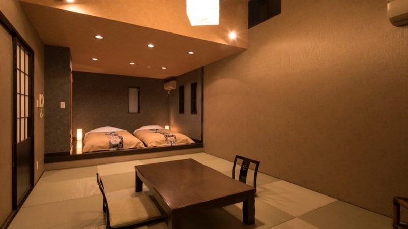 Guest Room (Tofu)