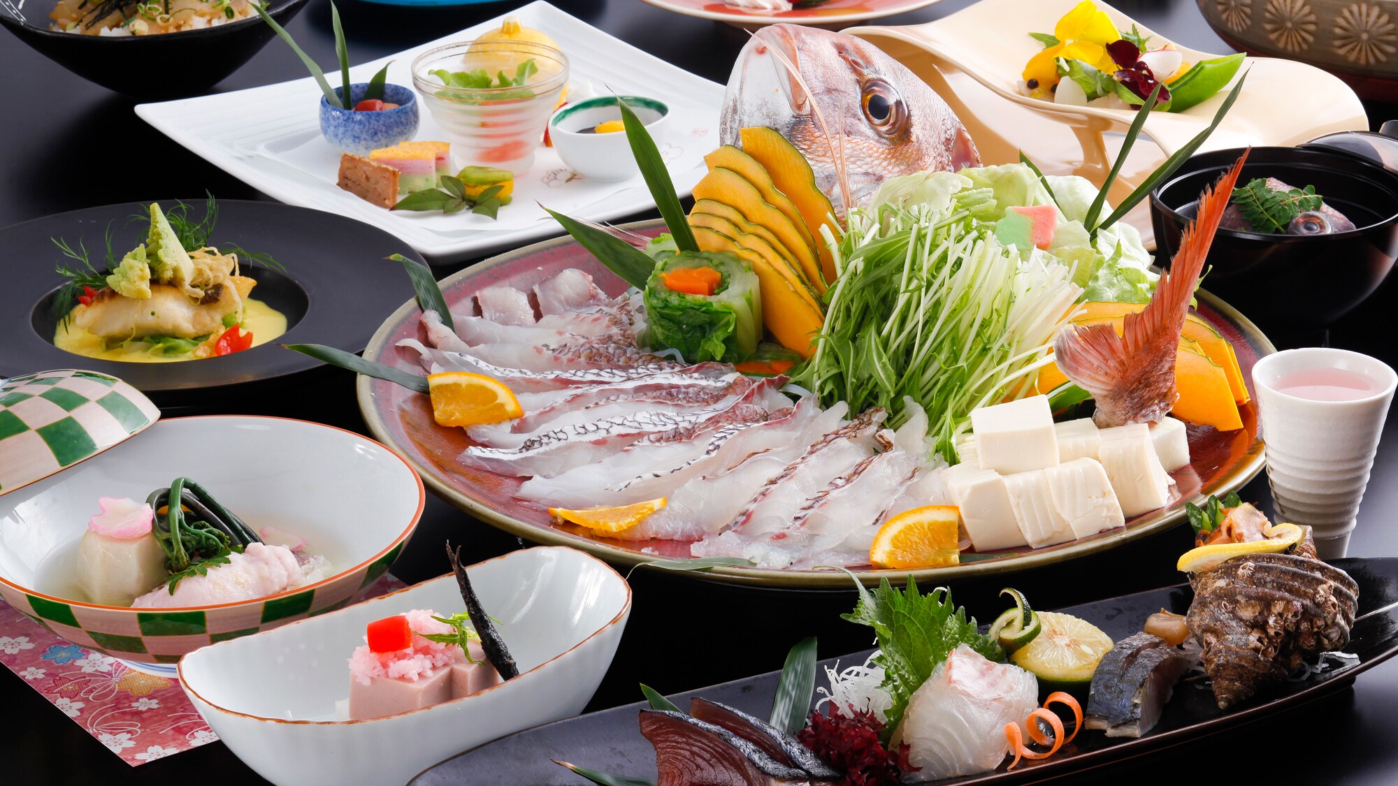 Kaiseki full of sakura sea bream, made with the chef's special sea bream.