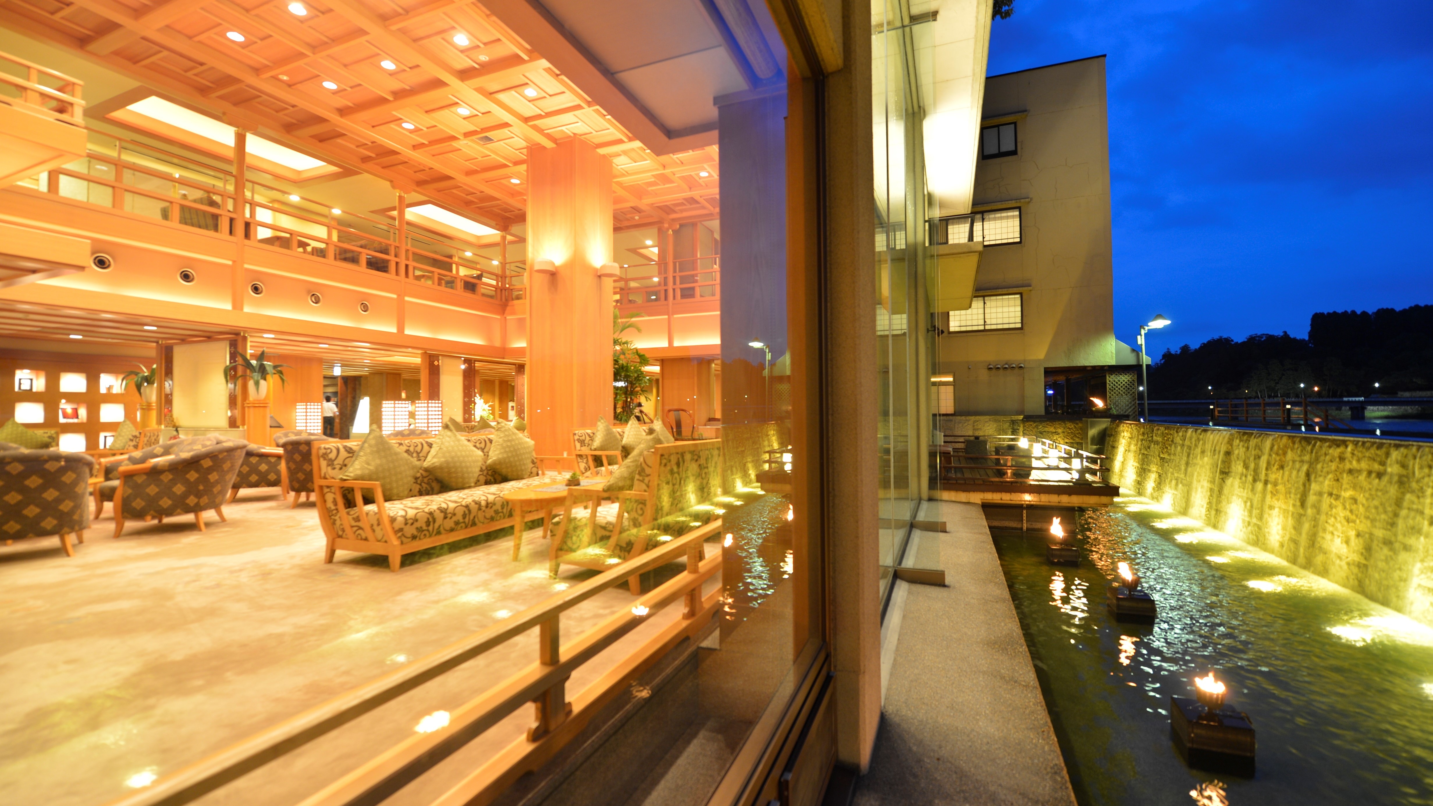 1st floor lounge "Milky Way"