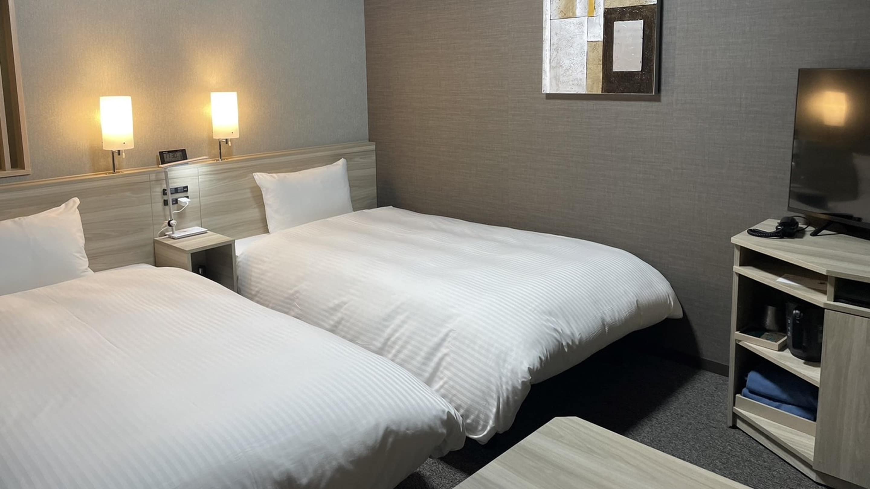 Kamar kembar standar