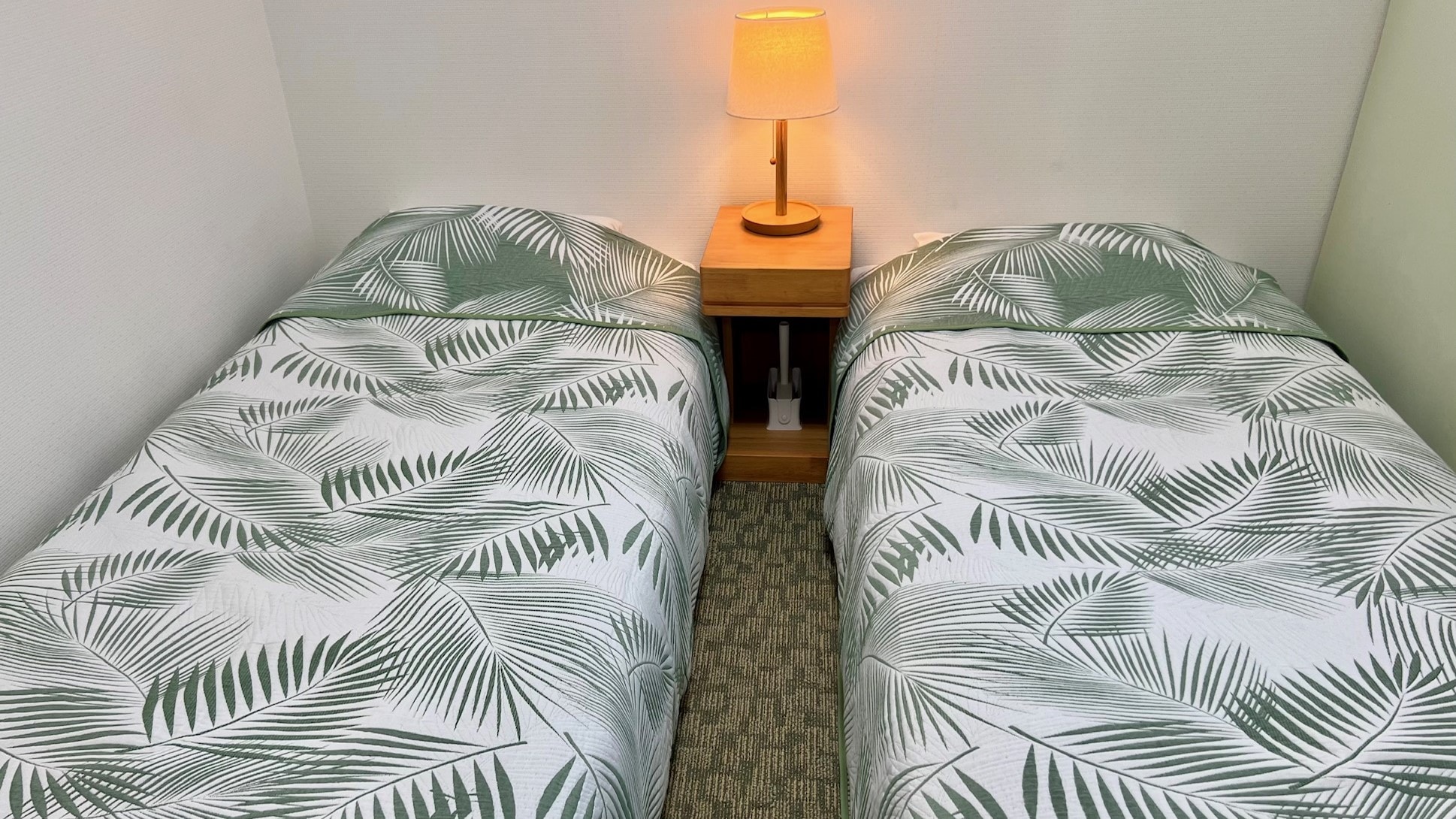 Main building 2nd floor, outdoor bath, 2 bedrooms