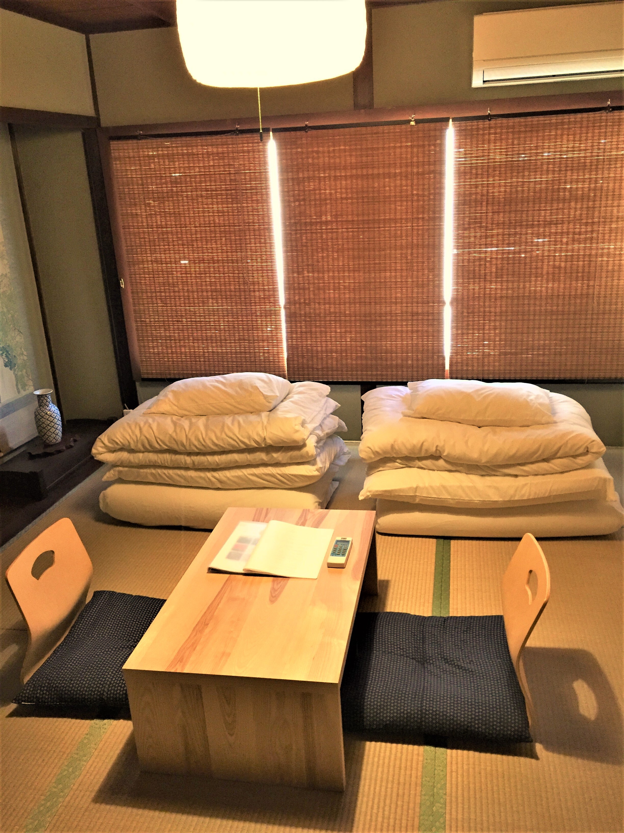 Japanese-style room