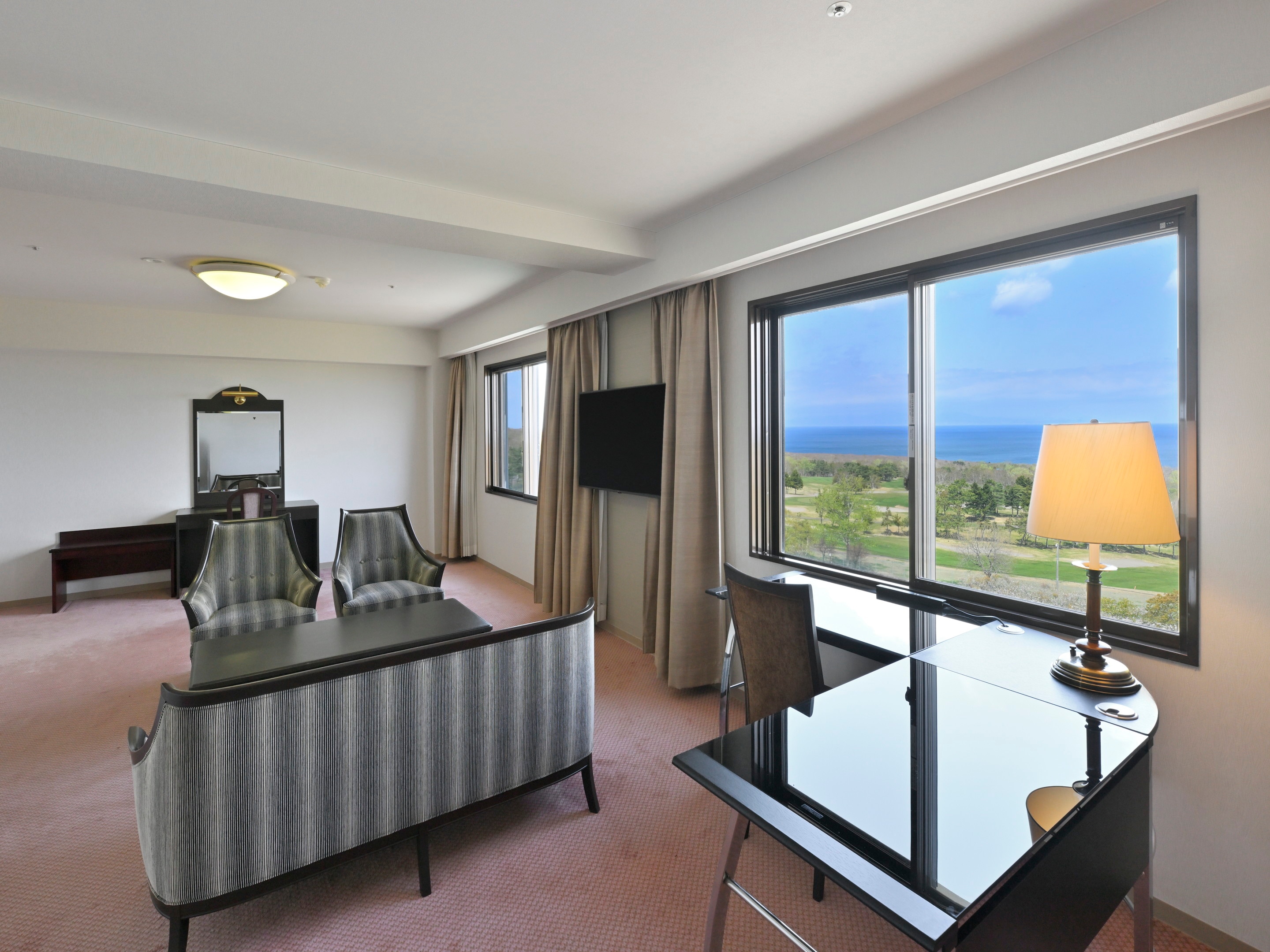 Modern Western-style Junior Suite, 70 sq m, Ocean View