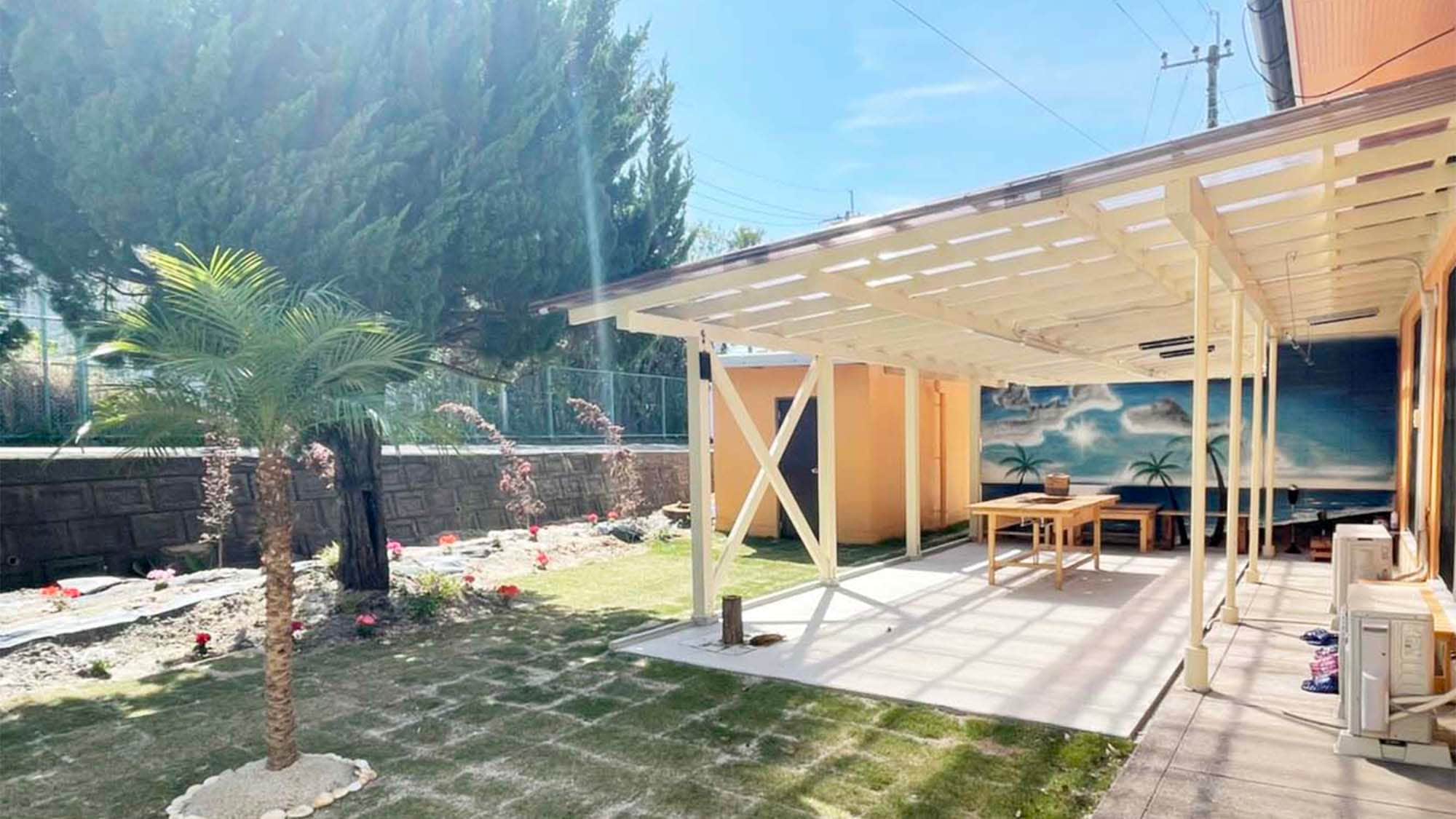 ・ Enjoy BBQ on the spacious terrace