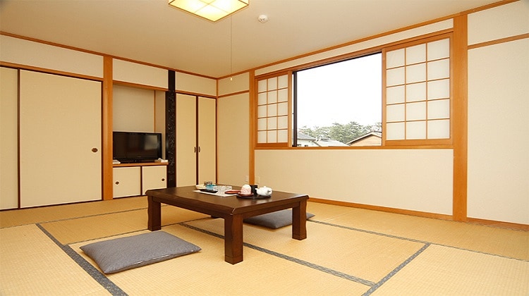 Room: Yamabuki