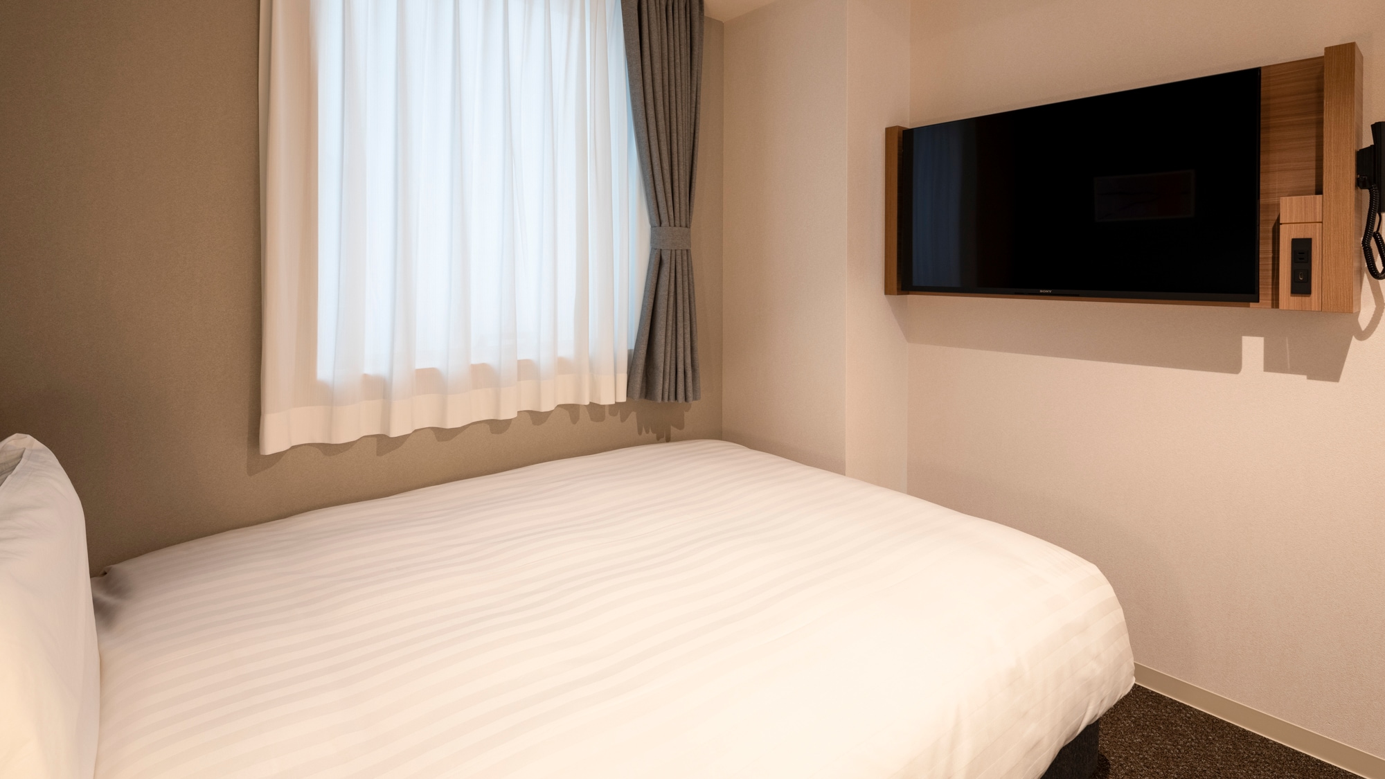 [Double Standard] Ví dụ về phòng khách