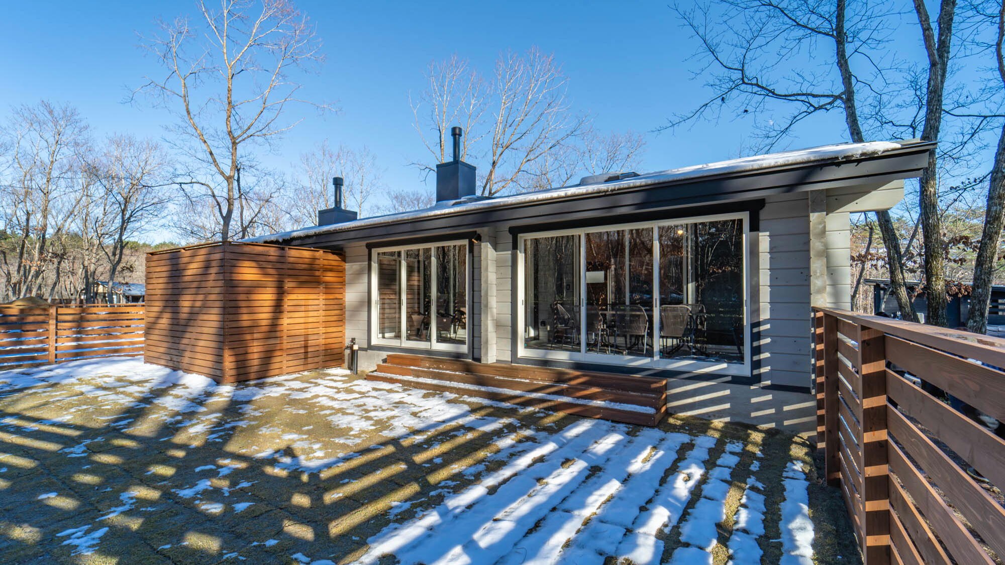 [Japanese-style room & wood stove sauna] Almoharmonia