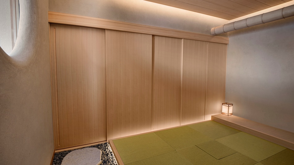 Panoramic 2 bedroom suite (with private hot spring open-air bath)