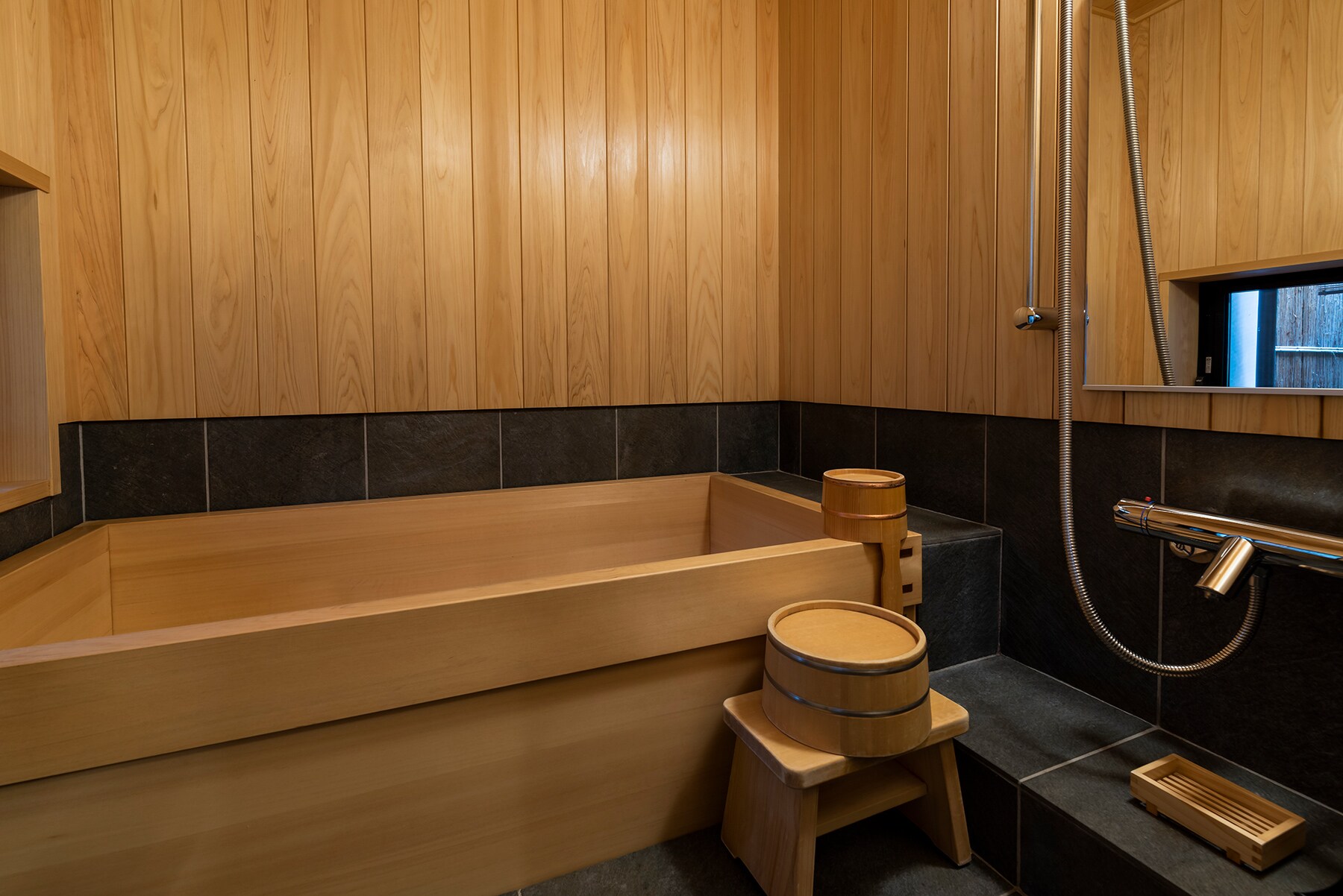 Mibu Dodan: Cypress Bath