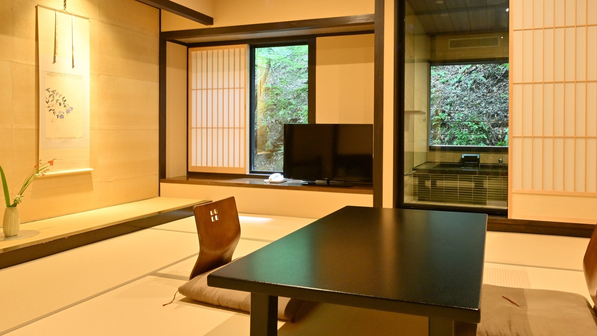 Yamanoan - Japanese-style room with indoor hot spring bath