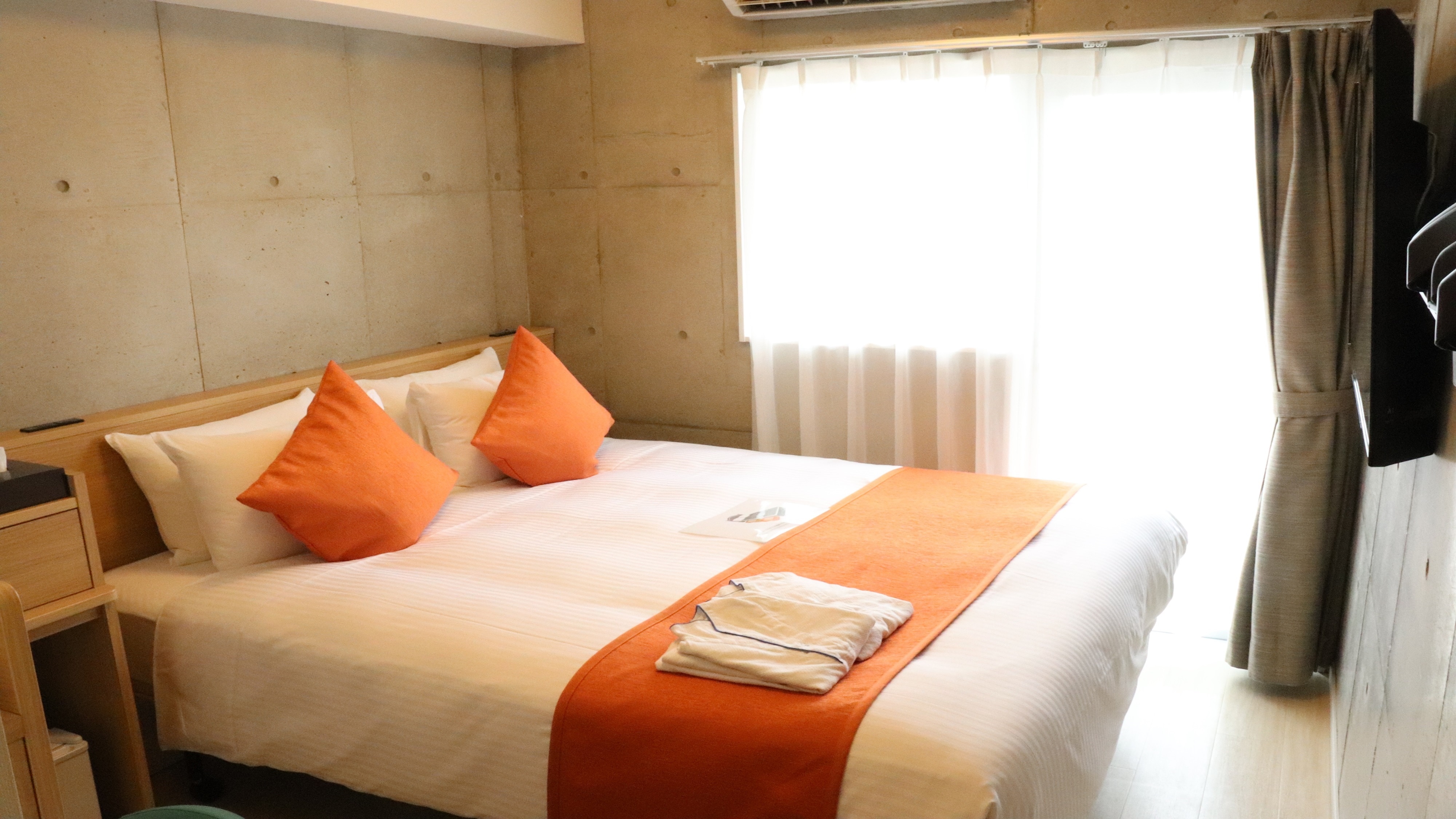 Queen Double Room 16 sqm