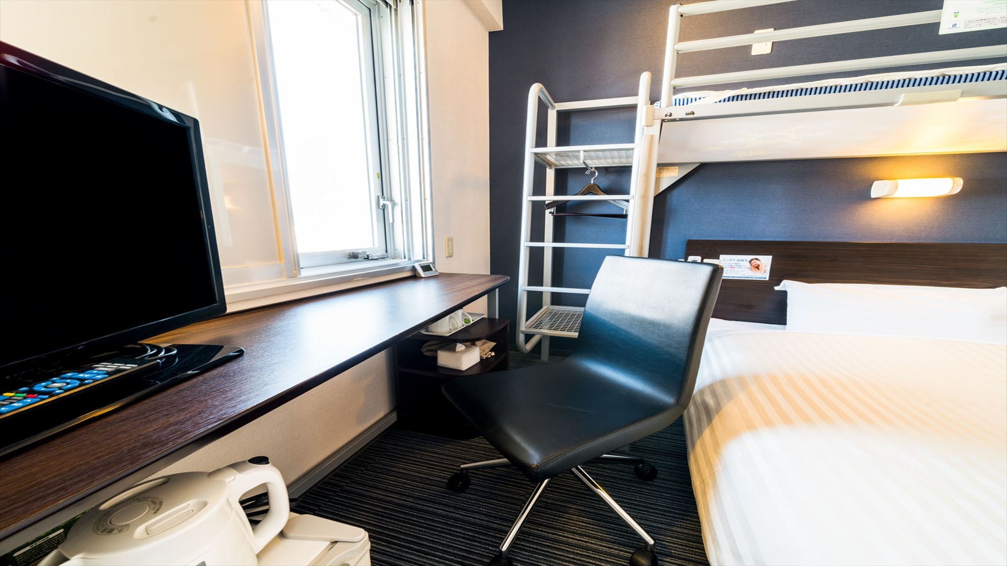 The loft area can also be used to store luggage.