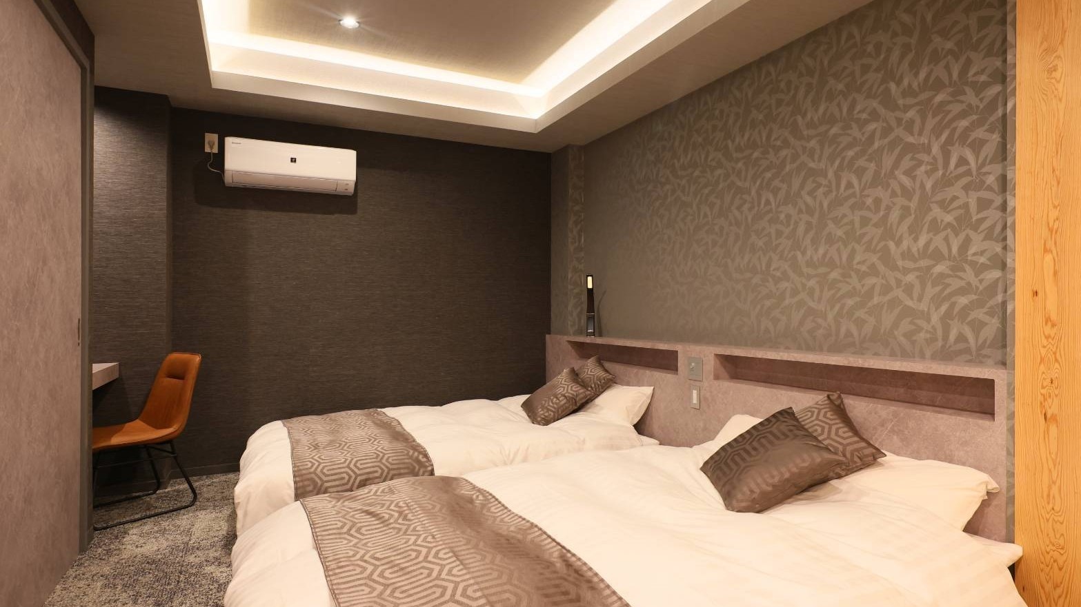 [Dilarang Merokok] Kamar bergaya Jepang-Barat dengan pemandian air panas setengah terbuka dengan air panas alami (kamar untuk 2-8 orang)