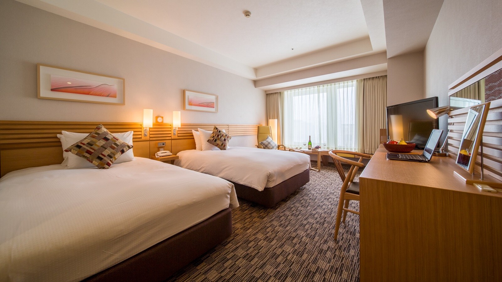 [Lady's floor] Park side twin room (26.4㎡)