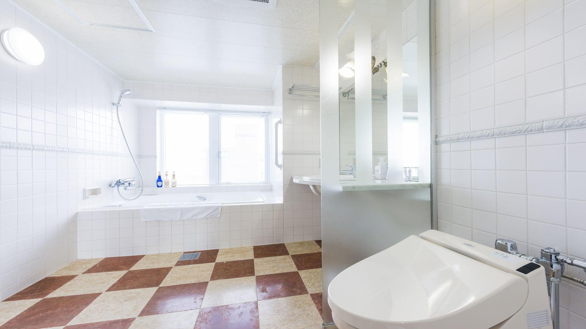 Deluxe King (unit bath)