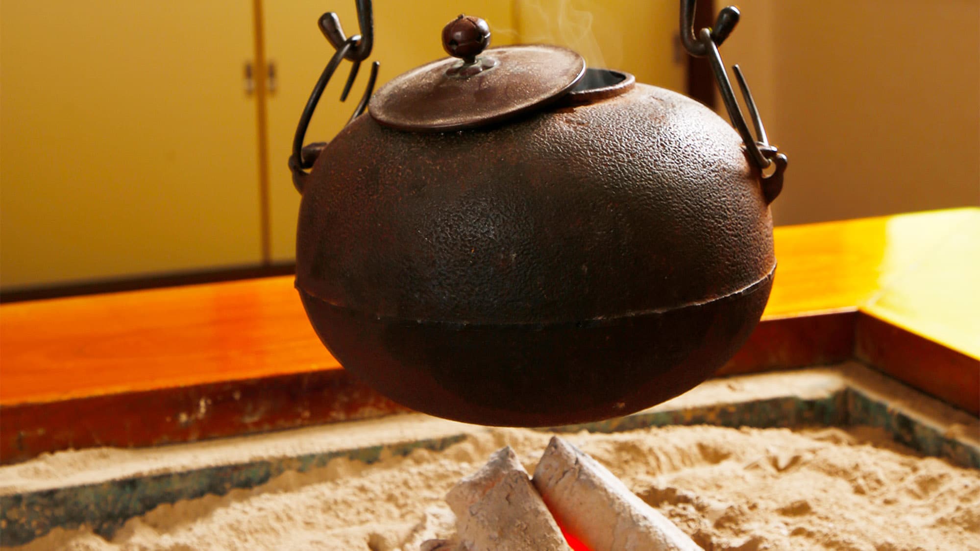 ・ Warm hearth