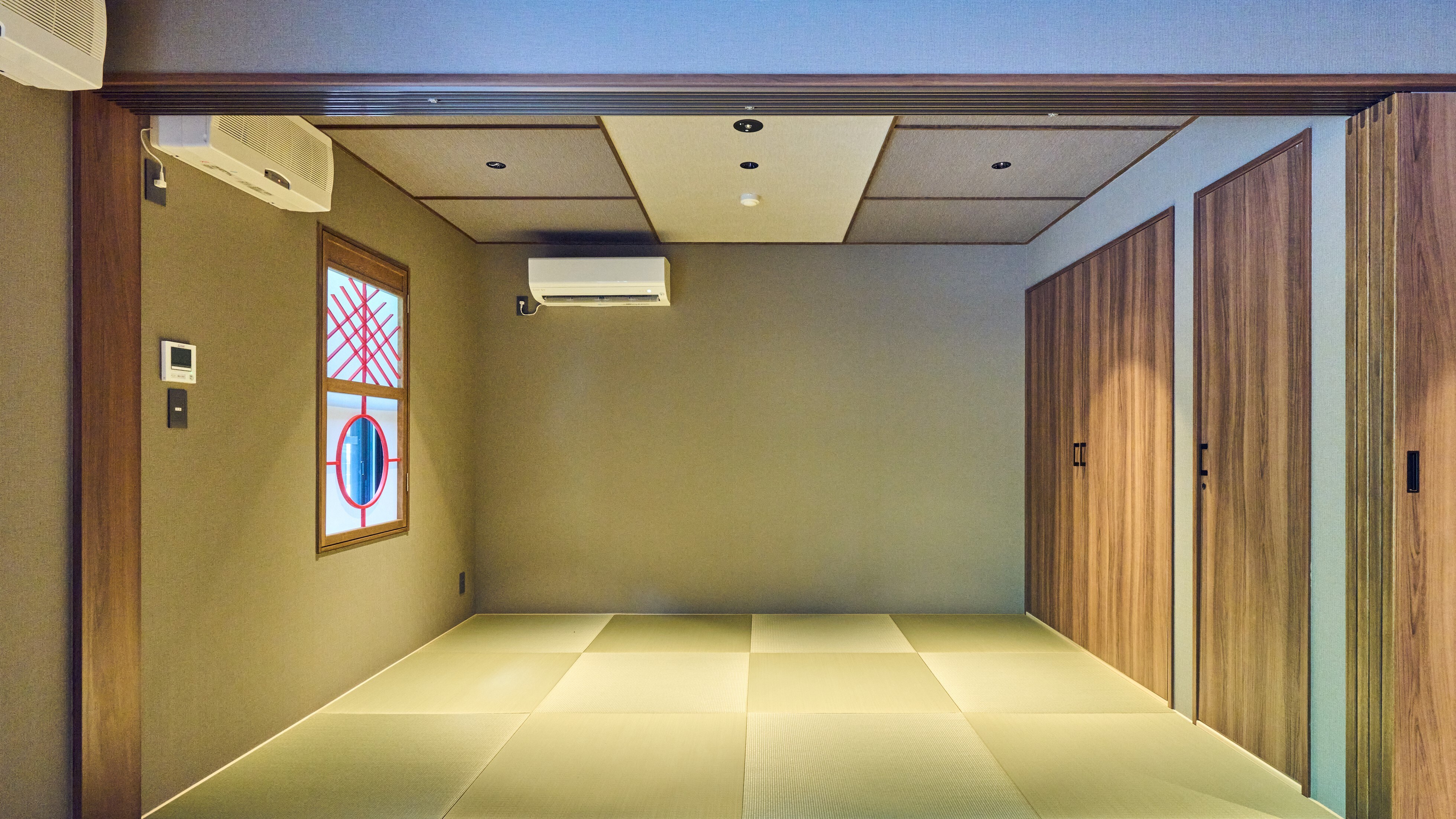 Kamar bergaya Jepang-Barat dengan pemandian batu terbuka [Yamaoki]