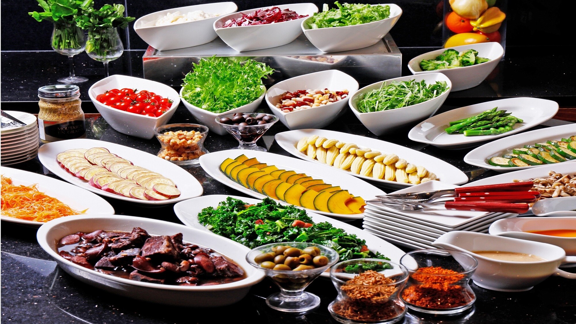 It's not just meat! We also have a salad buffet.
