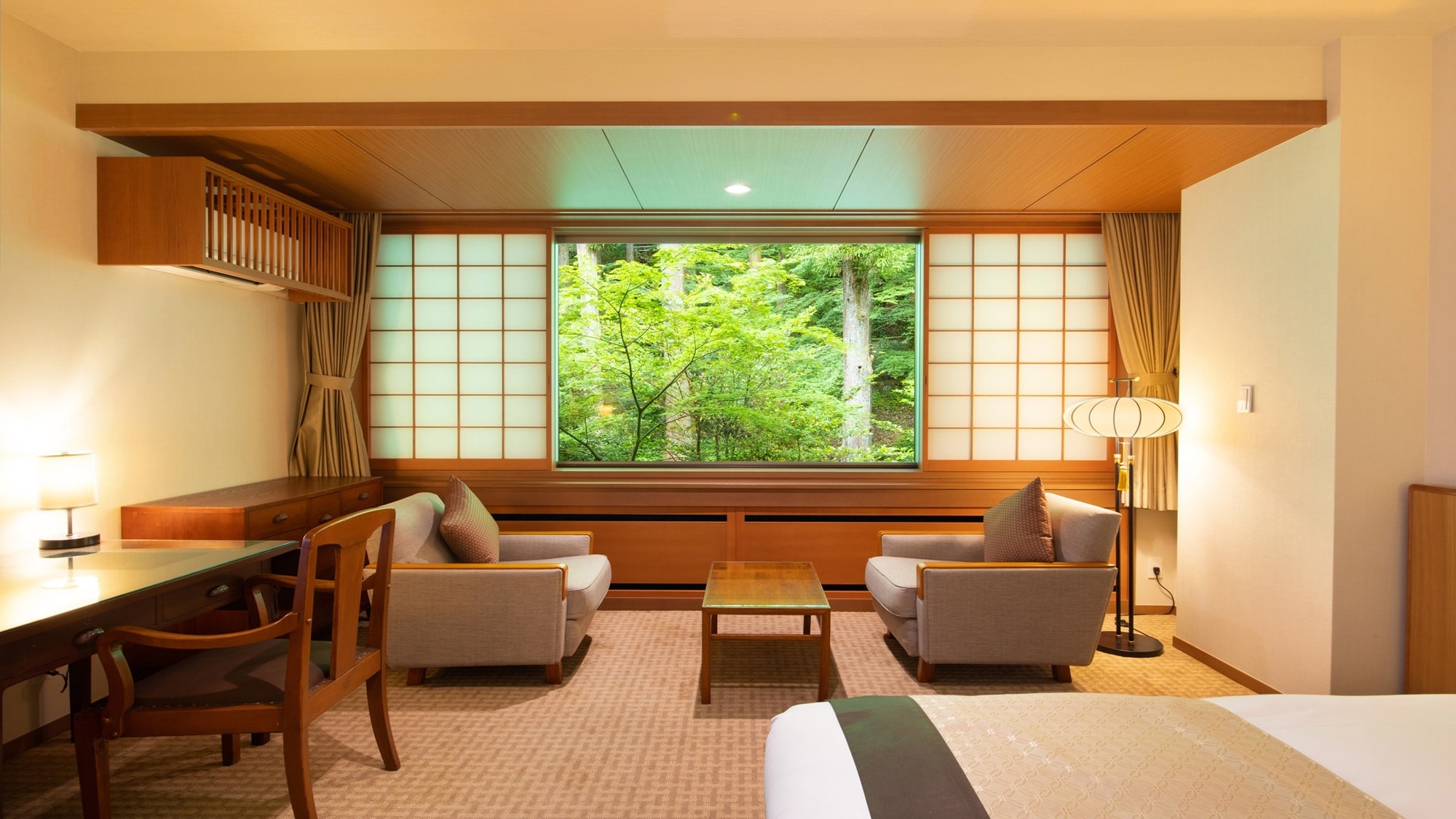 Sayap Hutan: Sisi Hutan Kembar